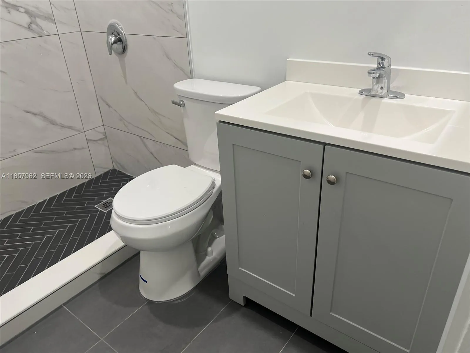 830 Ne 5th Ave 830, Homestead, Florida 33030, Homestead, Florida 33030, 1 Bedroom Bedrooms, ,1 BathroomBathrooms,Residential Lease,For Rent,830 Ne 5th Ave 830, Homestead, Florida 33030,A11857962