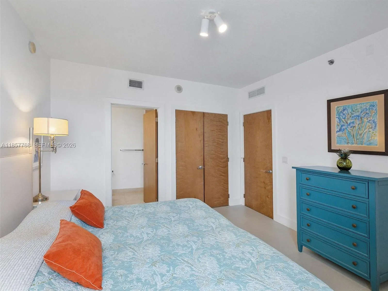 1060 Brickell Ave 3117, Miami, Florida 33131, Miami, Florida 33131, 2 Bedrooms Bedrooms, ,2 BathroomsBathrooms,Residential Lease,For Rent,1060 Brickell Ave 3117, Miami, Florida 33131,A11857768