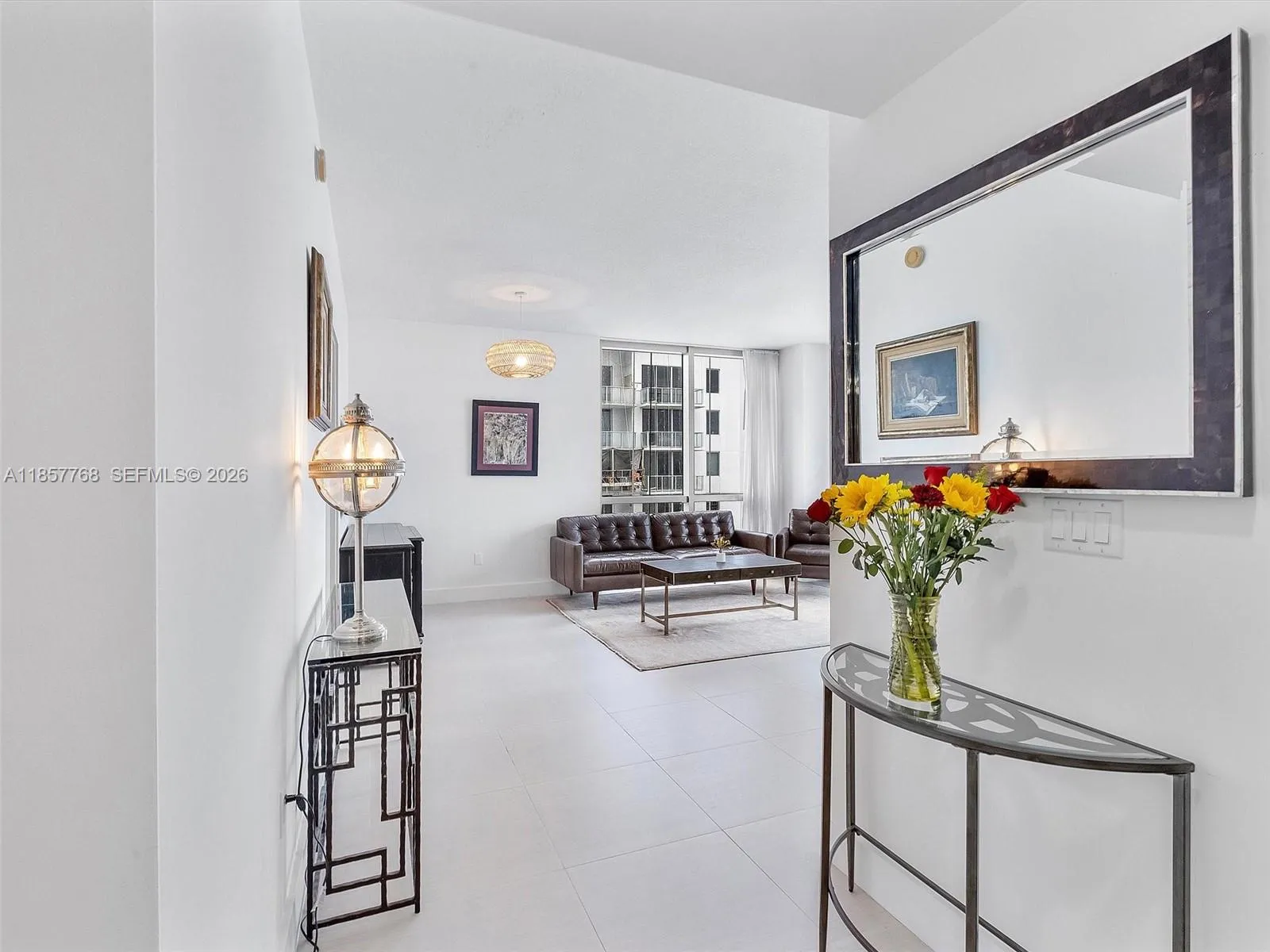 1060 Brickell Ave 3117, Miami, Florida 33131, Miami, Florida 33131, 2 Bedrooms Bedrooms, ,2 BathroomsBathrooms,Residential Lease,For Rent,1060 Brickell Ave 3117, Miami, Florida 33131,A11857768