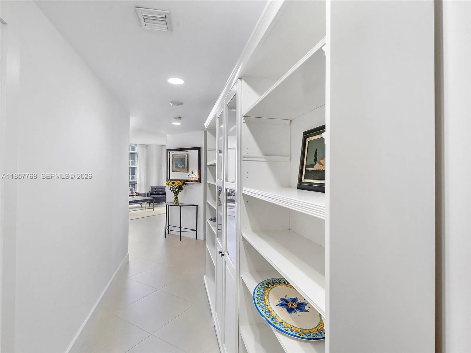 1060 Brickell Ave 3117, Miami, Florida 33131, Miami, Florida 33131, 2 Bedrooms Bedrooms, ,2 BathroomsBathrooms,Residential Lease,For Rent,1060 Brickell Ave 3117, Miami, Florida 33131,A11857768