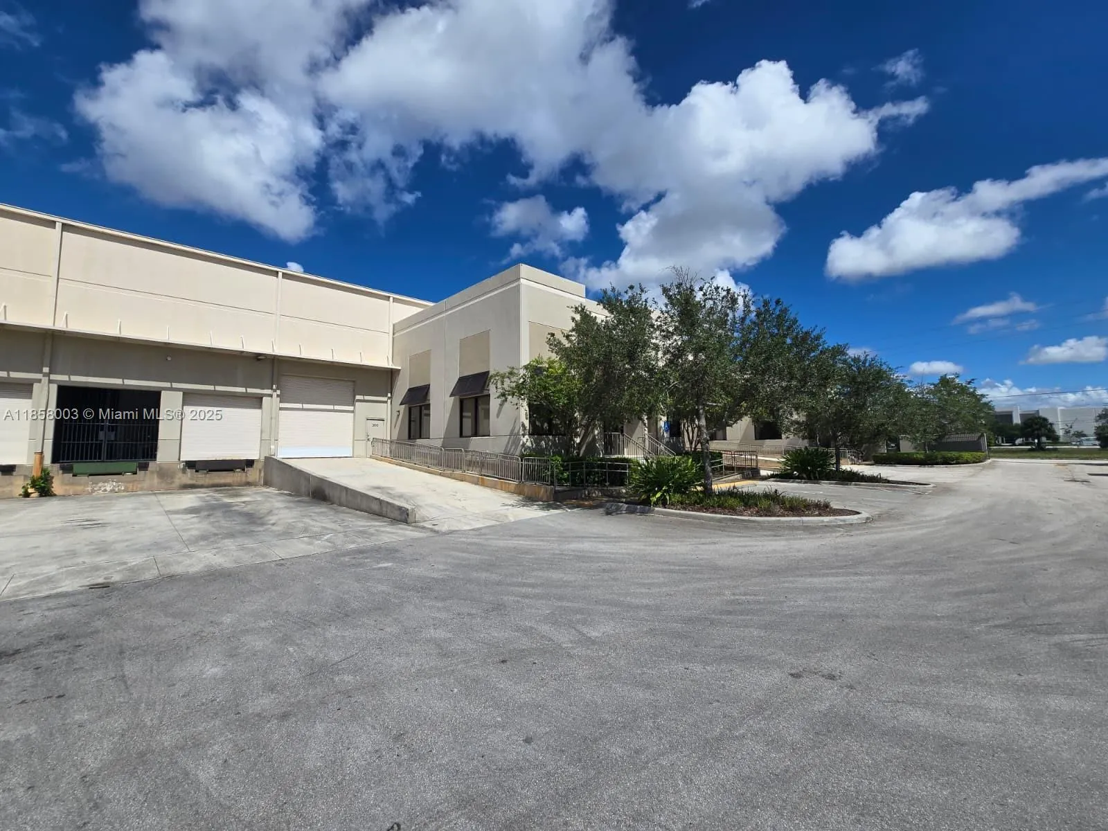 10400 Nw 55th St Unit 300, Sunrise, Florida 33351, Sunrise, Florida 33351, ,Commercial Lease,For Rent,10400 Nw 55th St Unit 300, Sunrise, Florida 33351,A11858003