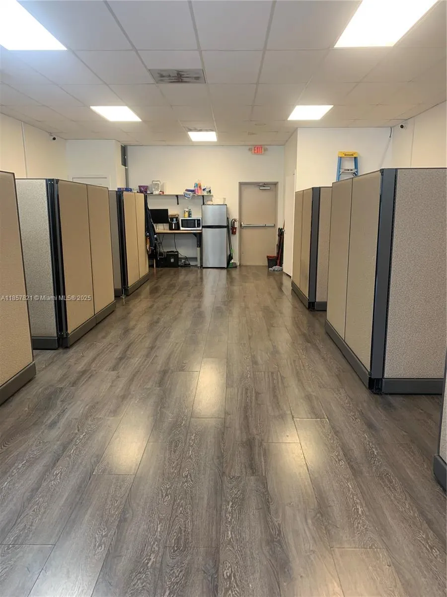 8463 W Oakland Park Blvd, Sunrise, Florida 33351, Sunrise, Florida 33351, ,Commercial Lease,For Rent,8463 W Oakland Park Blvd, Sunrise, Florida 33351,A11857821