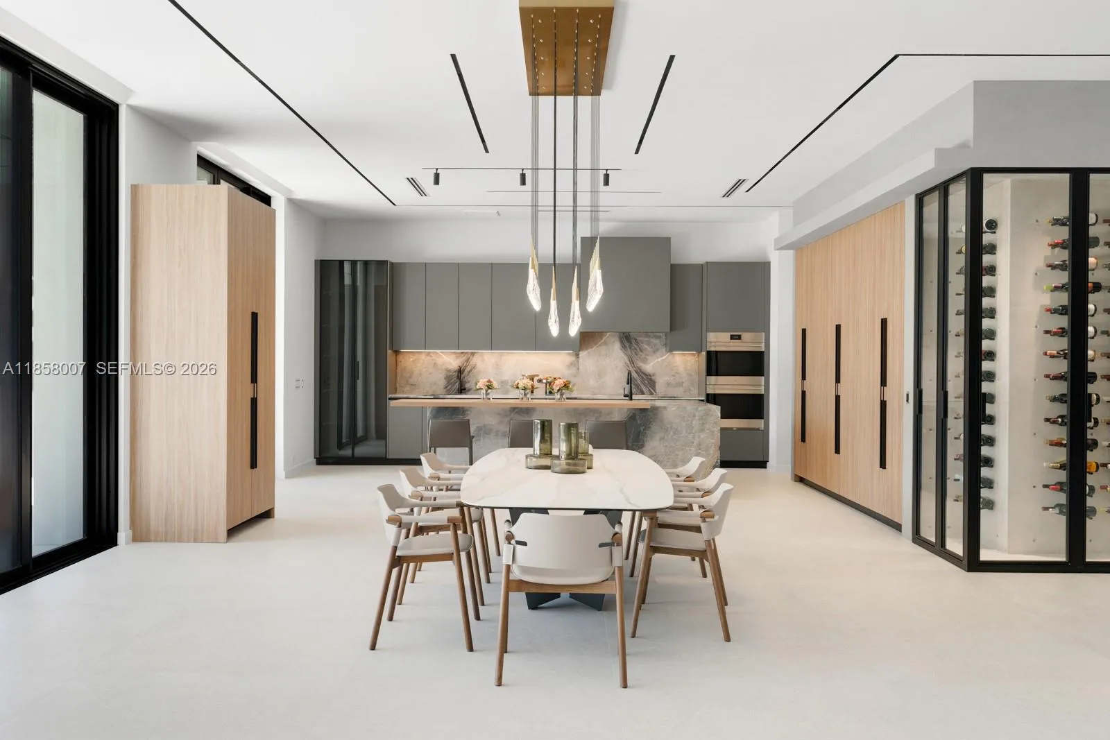 493 Holiday Dr, Hallandale Beach, Florida 33009, Hallandale Beach, Florida 33009, 6 Bedrooms Bedrooms, ,6 BathroomsBathrooms,Residential,For Sale,493 Holiday Dr, Hallandale Beach, Florida 33009,A11858007