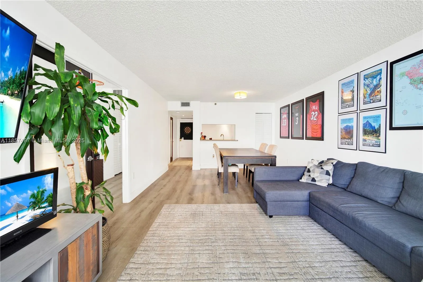 555 Ne 15th St 31e, Miami, Florida 33132, Miami, Florida 33132, 1 Bedroom Bedrooms, ,1 BathroomBathrooms,Residential,For Sale,555 Ne 15th St 31e, Miami, Florida 33132,A11857497