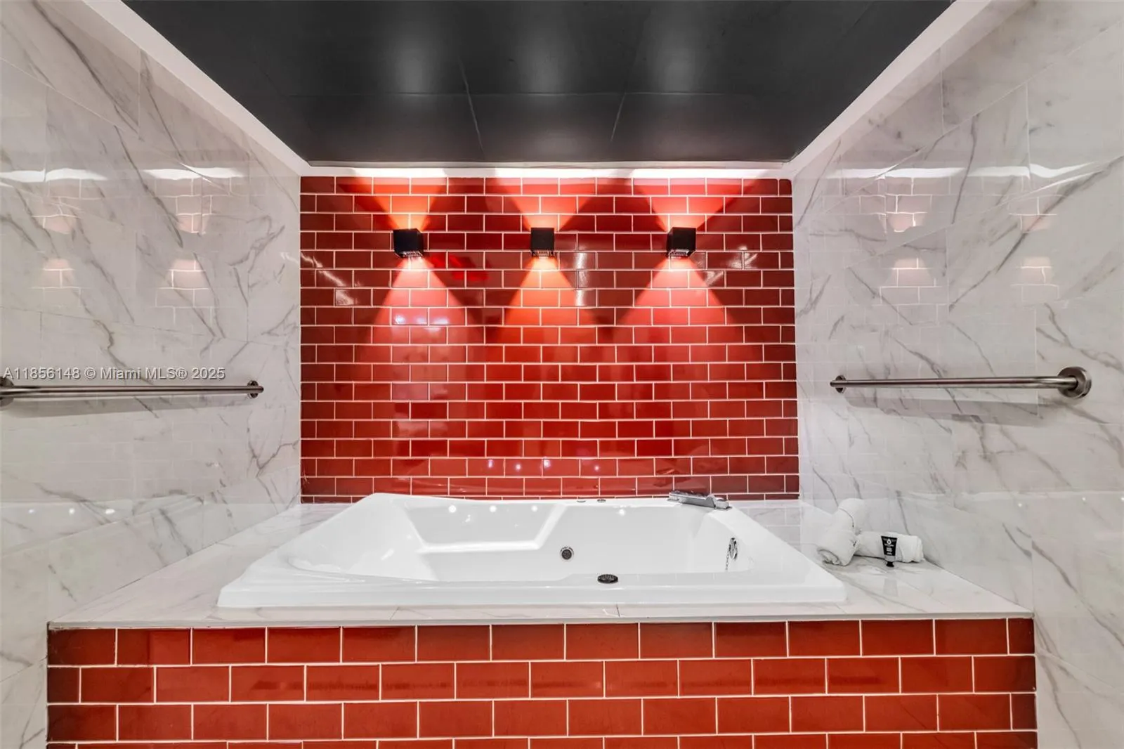 841 N Krome Ave, Homestead, Florida 33030, Homestead, Florida 33030, ,Commercial Sale,For Sale,841 N Krome Ave, Homestead, Florida 33030,A11856148