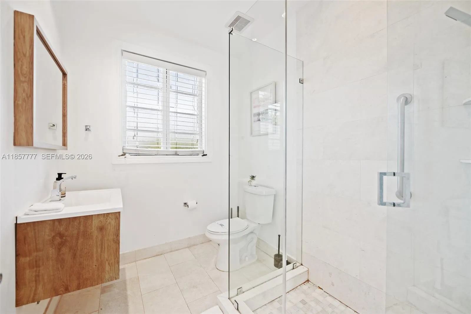 36 Phoenetia Ave, Coral Gables, Florida 33134, Coral Gables, Florida 33134, ,Residential Income,For Sale,36 Phoenetia Ave, Coral Gables, Florida 33134,A11857777