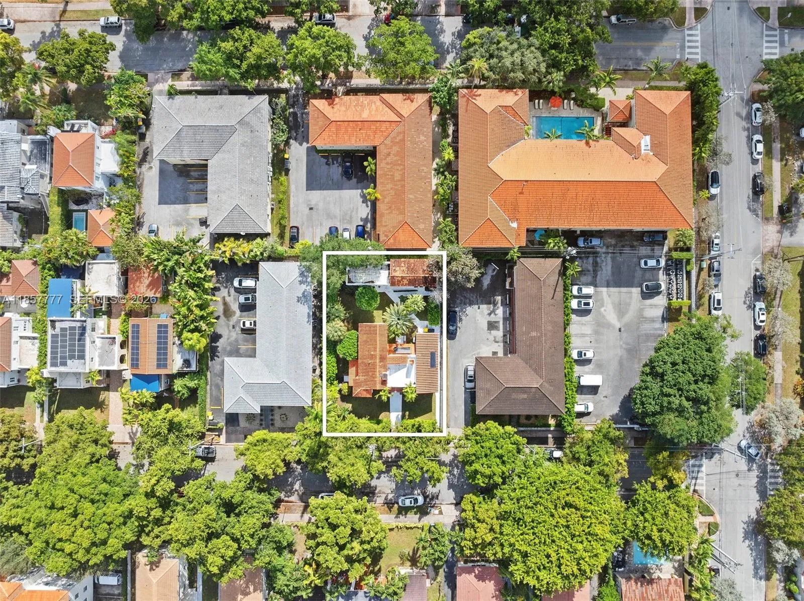 36 Phoenetia Ave, Coral Gables, Florida 33134, Coral Gables, Florida 33134, ,Residential Income,For Sale,36 Phoenetia Ave, Coral Gables, Florida 33134,A11857777
