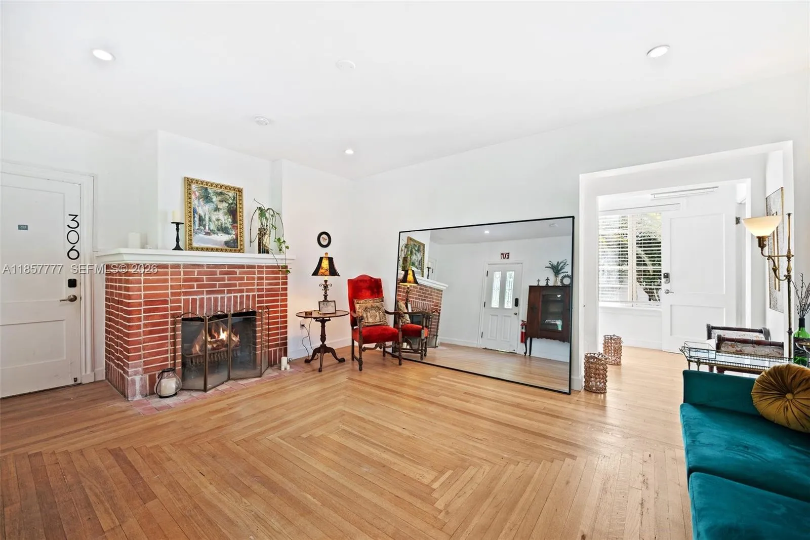 36 Phoenetia Ave, Coral Gables, Florida 33134, Coral Gables, Florida 33134, ,Residential Income,For Sale,36 Phoenetia Ave, Coral Gables, Florida 33134,A11857777