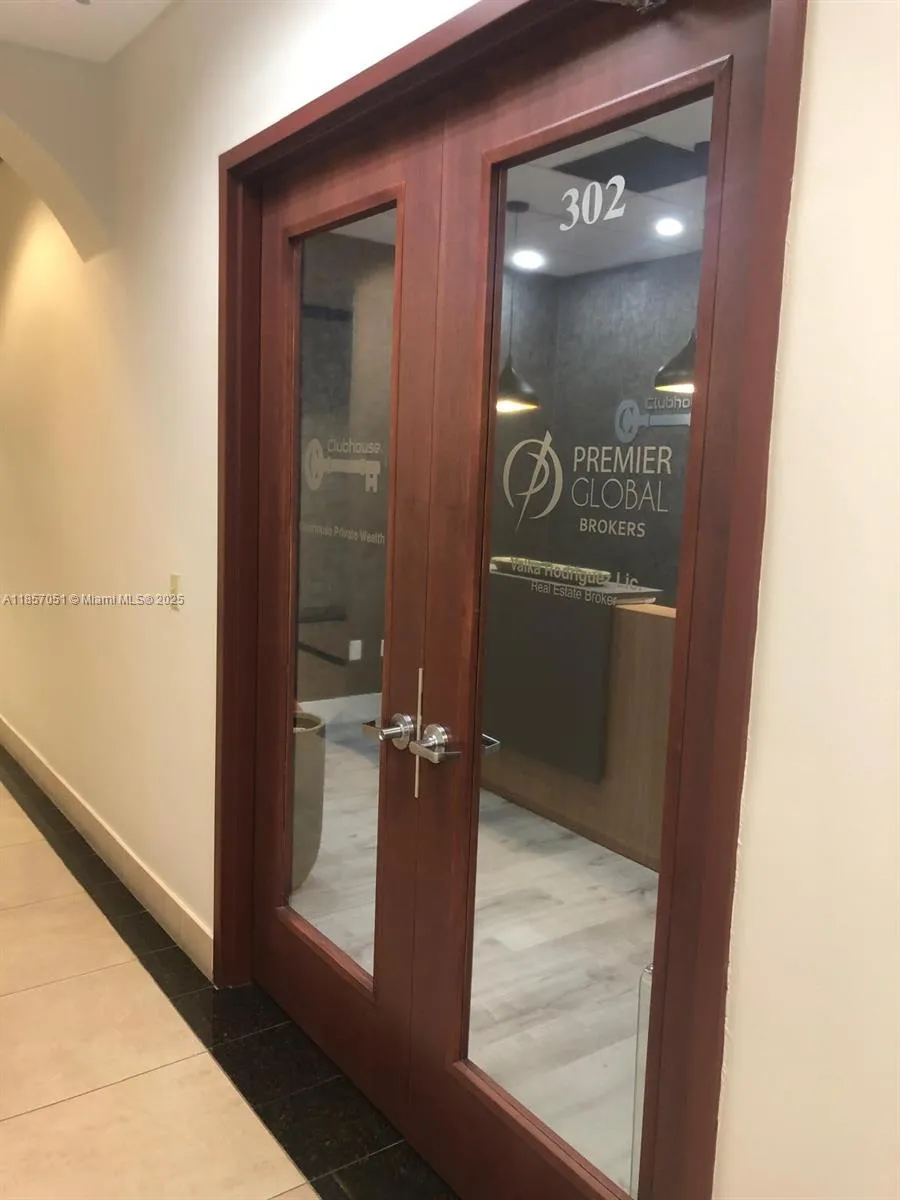 2893 Executive Park Dr 302, Weston, Florida 33331, Weston, Florida 33331, ,Commercial Sale,For Sale,2893 Executive Park Dr 302, Weston, Florida 33331,A11857051