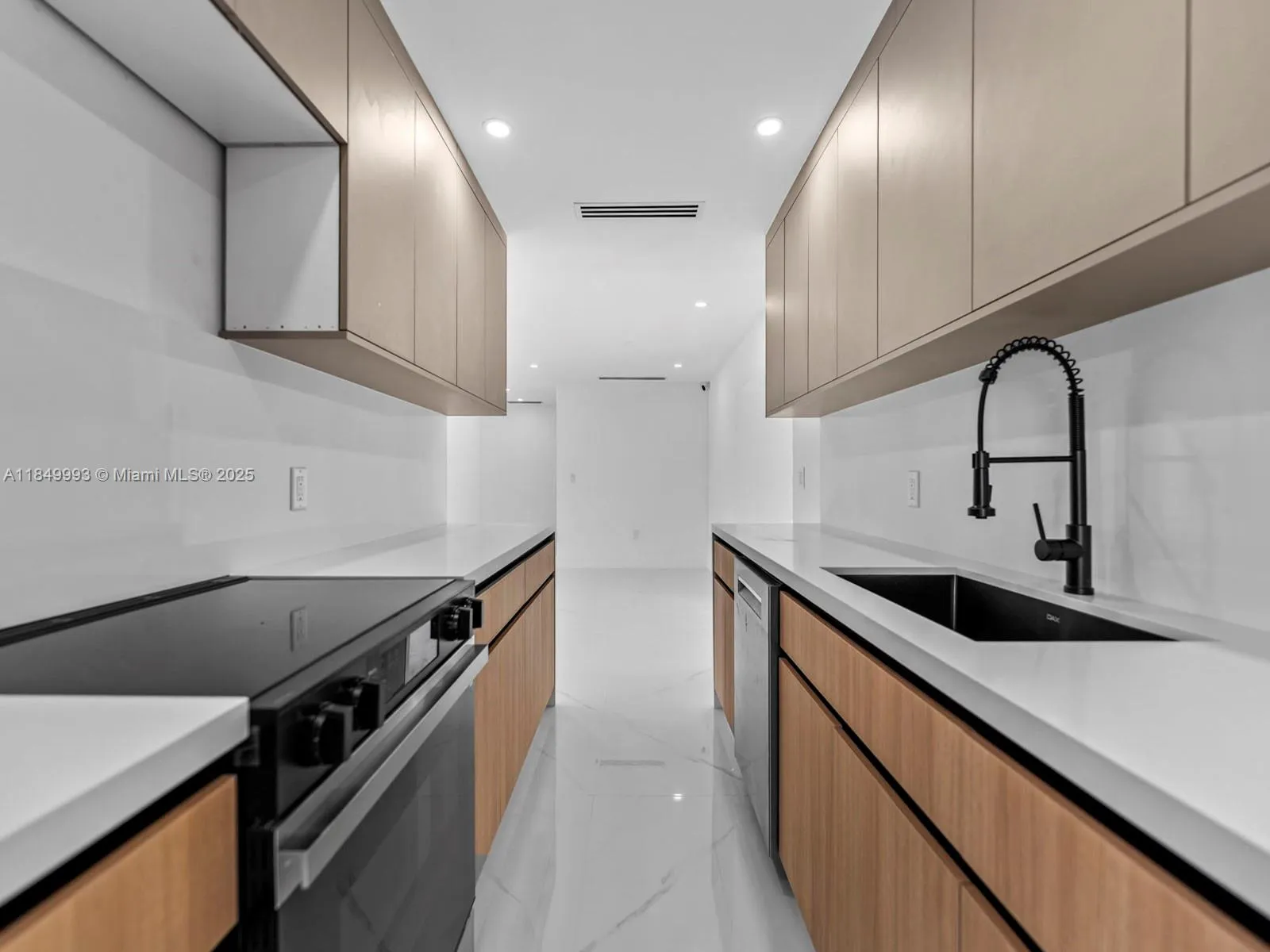 1007 Citrus Isle, Fort Lauderdale, Florida 33315, Fort Lauderdale, Florida 33315, ,Residential Income,For Sale,1007 Citrus Isle, Fort Lauderdale, Florida 33315,A11849993