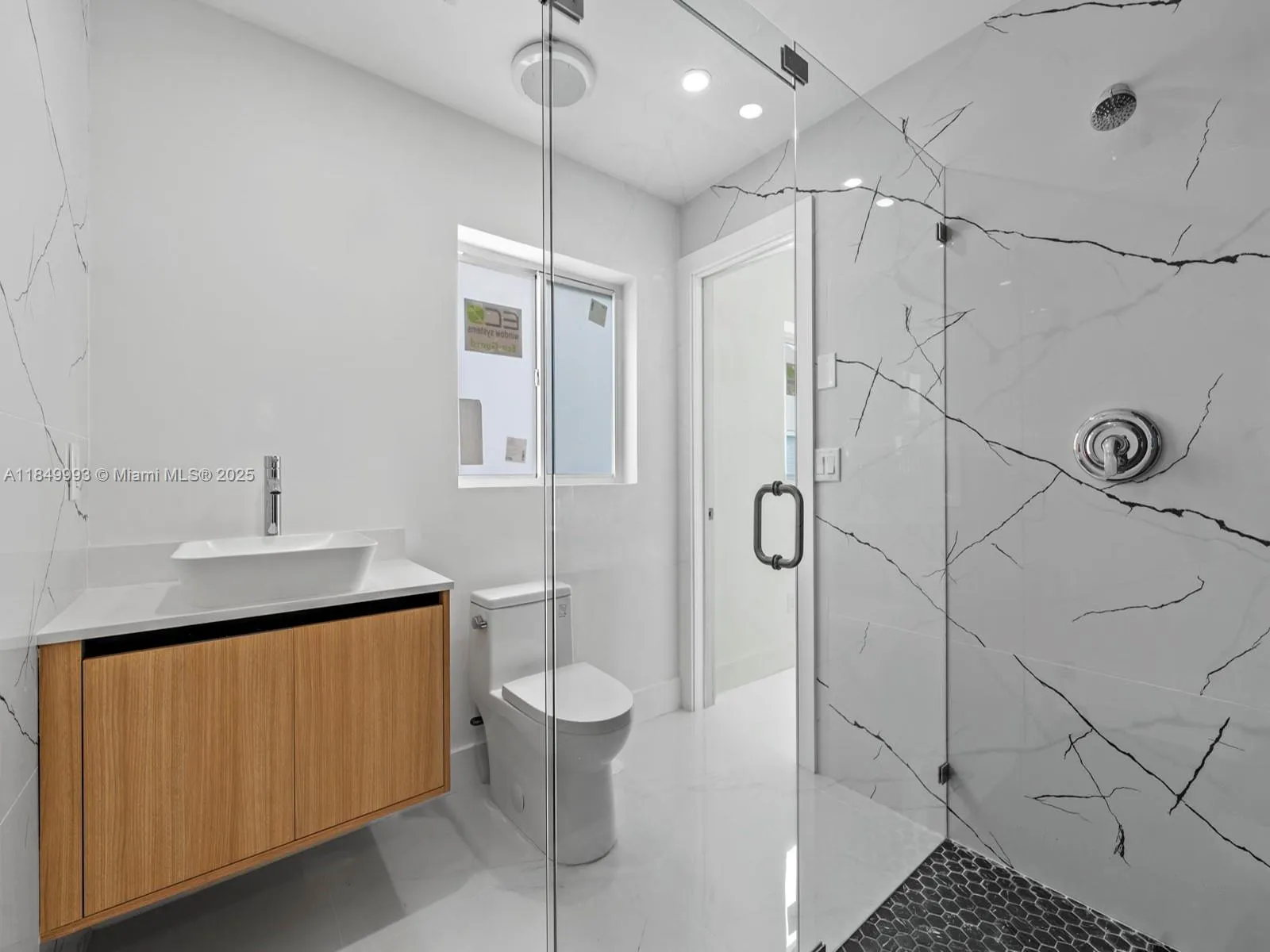 1007 Citrus Isle, Fort Lauderdale, Florida 33315, Fort Lauderdale, Florida 33315, ,Residential Income,For Sale,1007 Citrus Isle, Fort Lauderdale, Florida 33315,A11849993