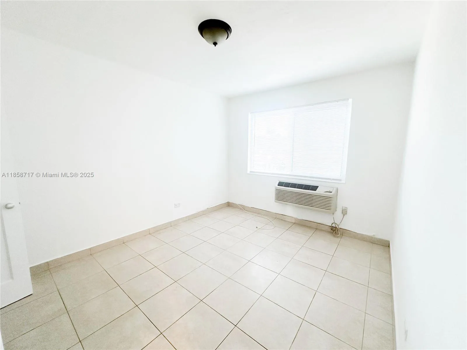 800 85th St, Miami Beach, Florida 33141, Miami Beach, Florida 33141, ,Commercial Sale,For Sale,800 85th St, Miami Beach, Florida 33141,A11858717