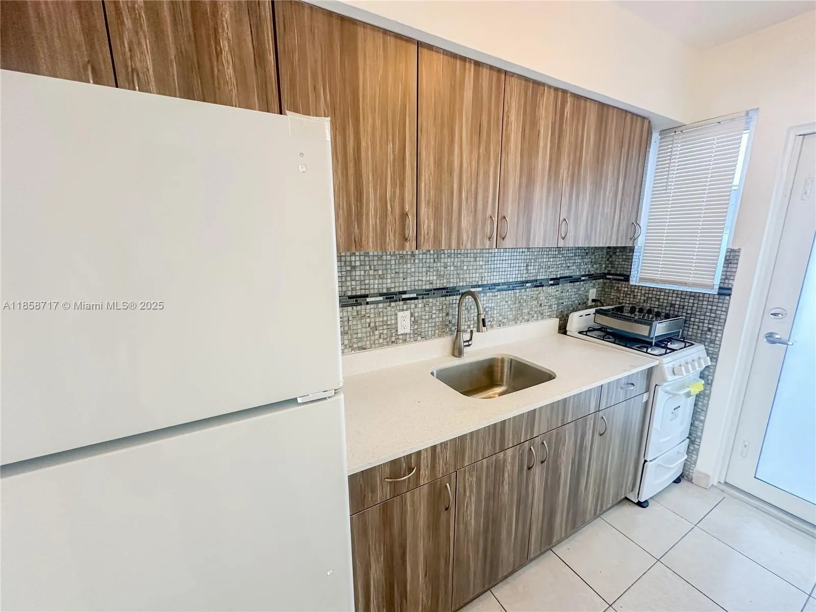 800 85th St, Miami Beach, Florida 33141, Miami Beach, Florida 33141, ,Commercial Sale,For Sale,800 85th St, Miami Beach, Florida 33141,A11858717