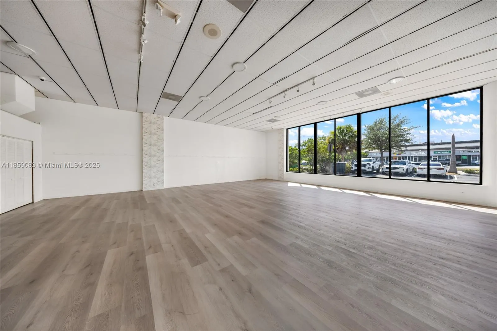 9855 S Dixie Hwy, Pinecrest, Florida 33156, Pinecrest, Florida 33156, ,Commercial Sale,For Sale,9855 S Dixie Hwy, Pinecrest, Florida 33156,A11859083