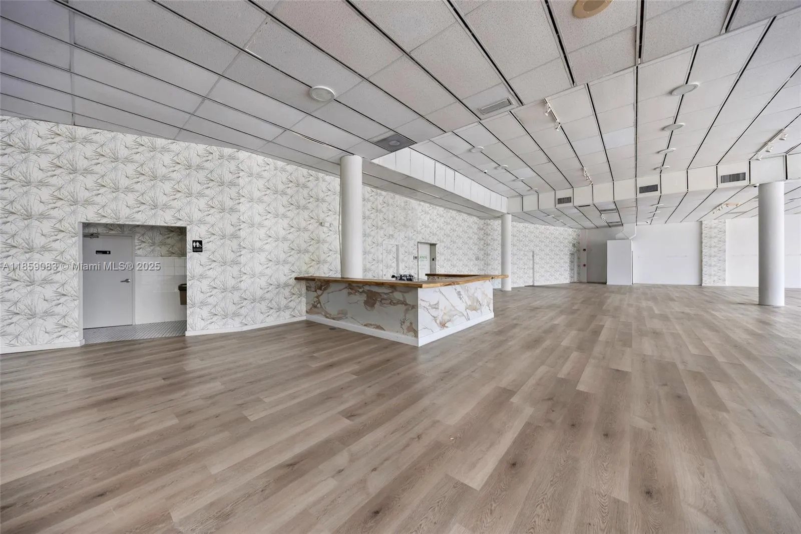 9855 S Dixie Hwy, Pinecrest, Florida 33156, Pinecrest, Florida 33156, ,Commercial Sale,For Sale,9855 S Dixie Hwy, Pinecrest, Florida 33156,A11859083