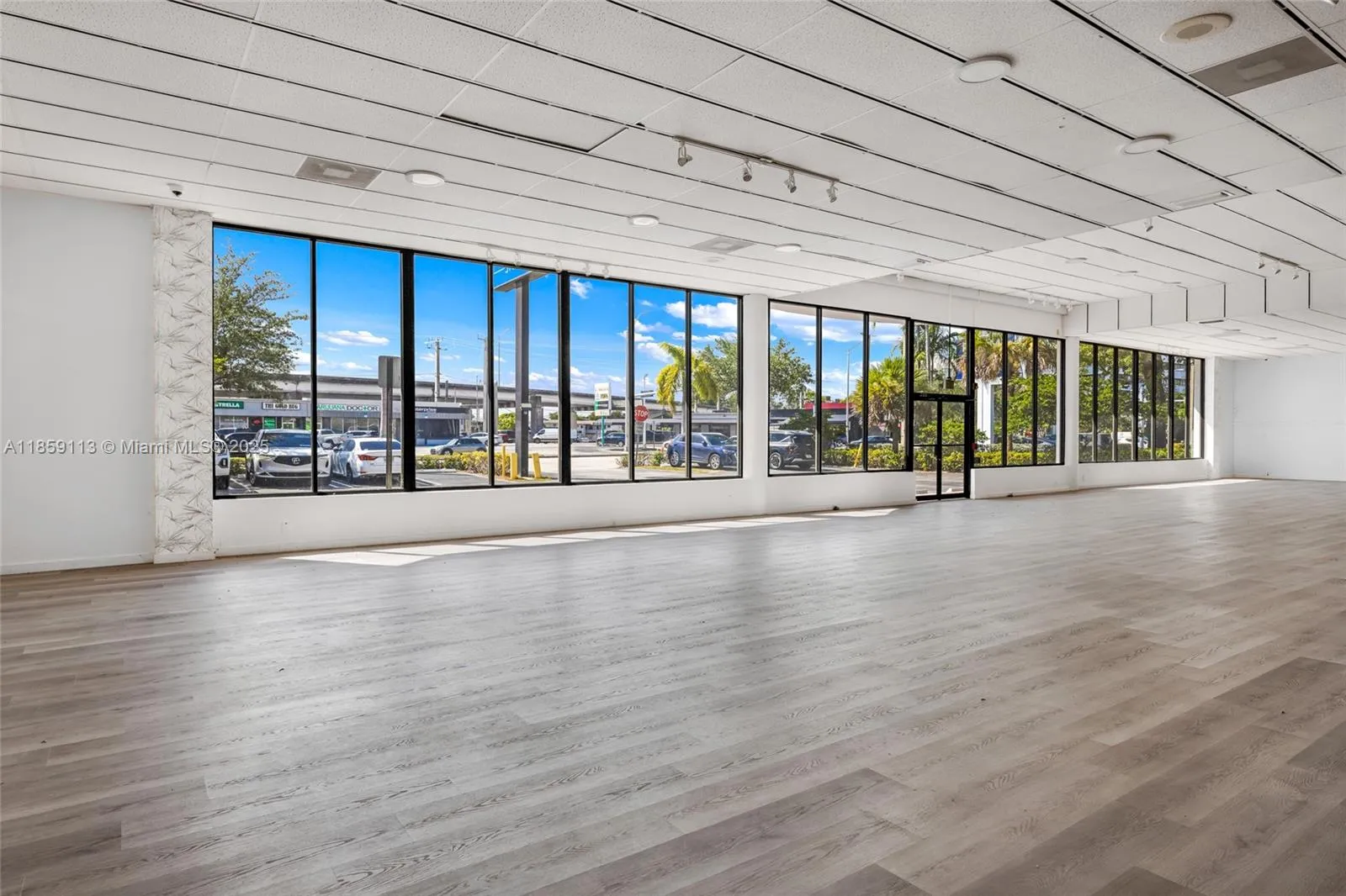 9855 S Dixie Hwy, Pinecrest, Florida 33156, Pinecrest, Florida 33156, ,Commercial Lease,For Rent,9855 S Dixie Hwy, Pinecrest, Florida 33156,A11859113