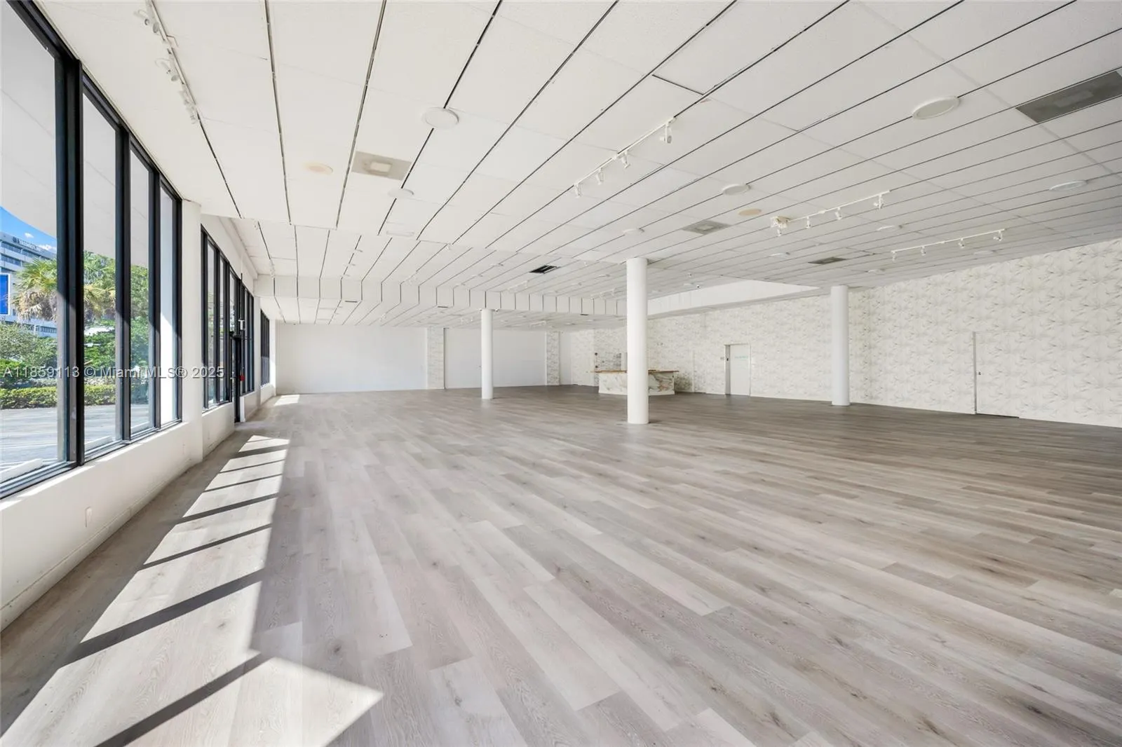 9855 S Dixie Hwy, Pinecrest, Florida 33156, Pinecrest, Florida 33156, ,Commercial Lease,For Rent,9855 S Dixie Hwy, Pinecrest, Florida 33156,A11859113