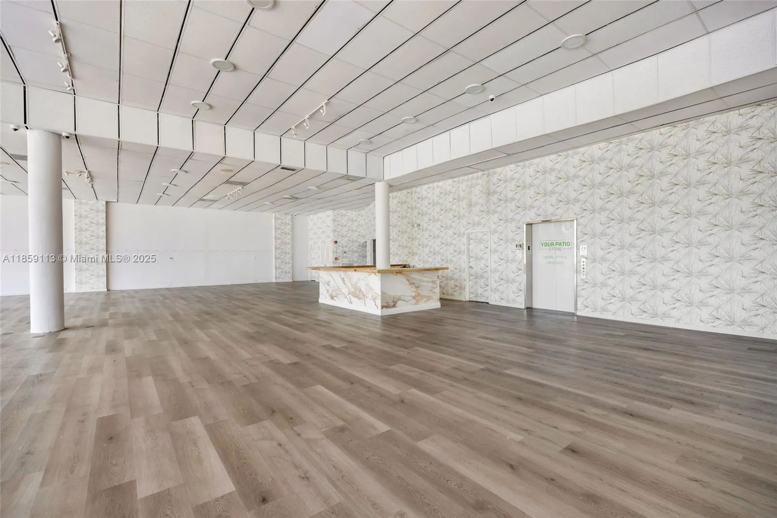 9855 S Dixie Hwy, Pinecrest, Florida 33156, Pinecrest, Florida 33156, ,Commercial Lease,For Rent,9855 S Dixie Hwy, Pinecrest, Florida 33156,A11859113