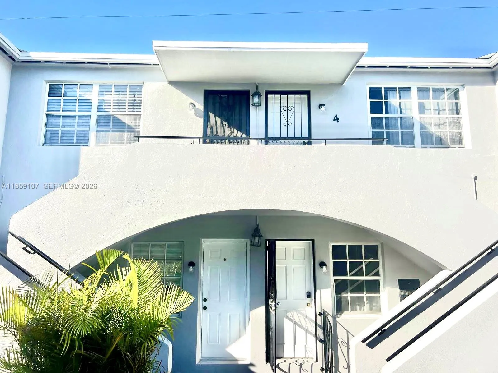 2371 Sw 27th St, Miami, Florida 33133, Miami, Florida 33133, ,Residential Income,For Sale,2371 Sw 27th St, Miami, Florida 33133,A11859107