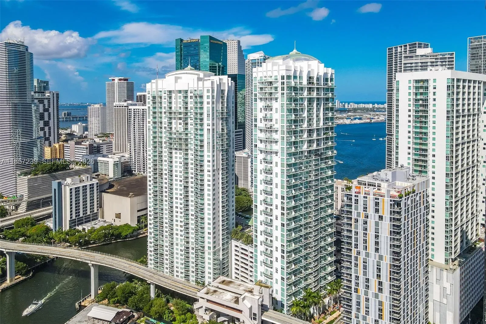 31 Se 5th St 3912, Miami, Florida 33131, Miami, Florida 33131, 3 Bedrooms Bedrooms, ,2 BathroomsBathrooms,Residential Lease,For Rent,31 Se 5th St 3912, Miami, Florida 33131,A11857239