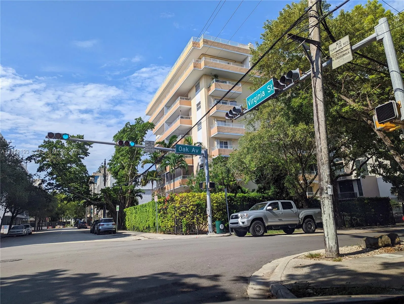 3304 Virginia St 4a, Miami, Florida 33133, Miami, Florida 33133, 1 Bedroom Bedrooms, ,1 BathroomBathrooms,Residential,For Sale,3304 Virginia St 4a, Miami, Florida 33133,A11859193