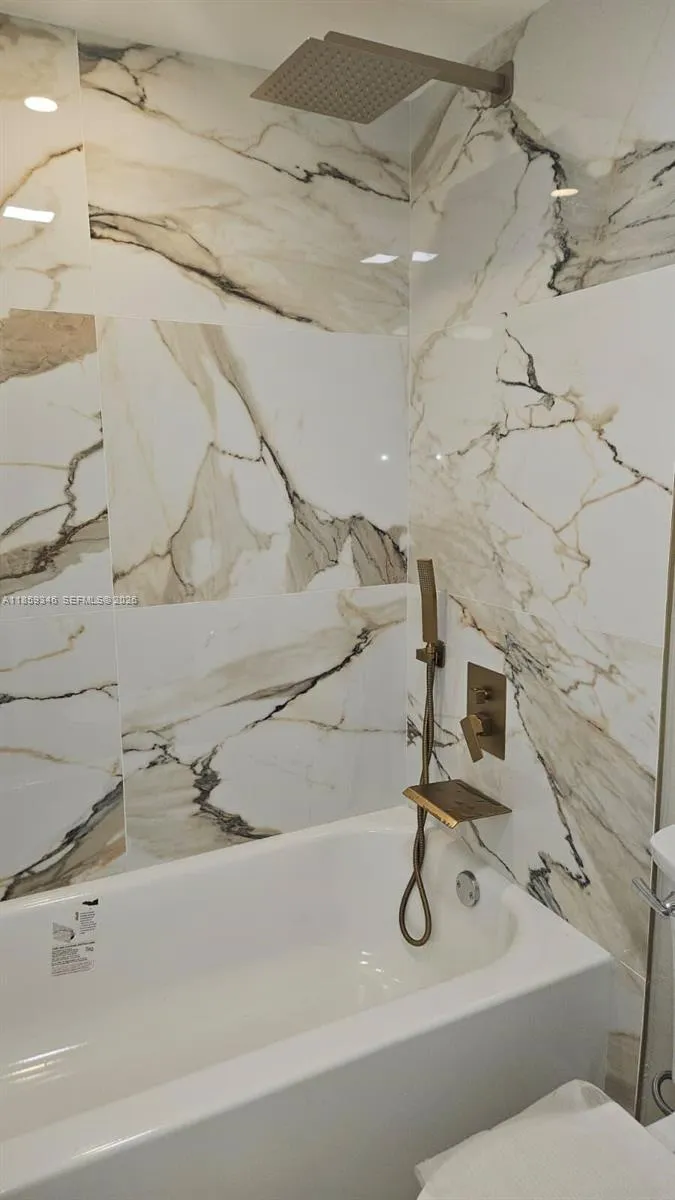 20500 W Country Club Dr 308, Aventura, Florida 331, Aventura, Florida 33180, 2 Bedrooms Bedrooms, 1 Room Rooms,2 BathroomsBathrooms,Residential,For Sale,20500 W Country Club Dr 308, Aventura, Florida 331,A11859346