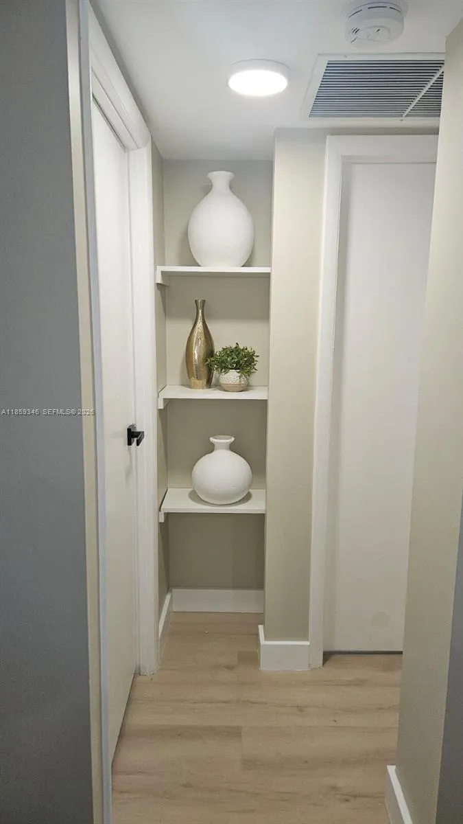 20500 W Country Club Dr 308, Aventura, Florida 331, Aventura, Florida 33180, 2 Bedrooms Bedrooms, 1 Room Rooms,2 BathroomsBathrooms,Residential,For Sale,20500 W Country Club Dr 308, Aventura, Florida 331,A11859346