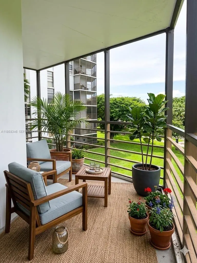 20500 W Country Club Dr 308, Aventura, Florida 331, Aventura, Florida 33180, 2 Bedrooms Bedrooms, 1 Room Rooms,2 BathroomsBathrooms,Residential,For Sale,20500 W Country Club Dr 308, Aventura, Florida 331,A11859346