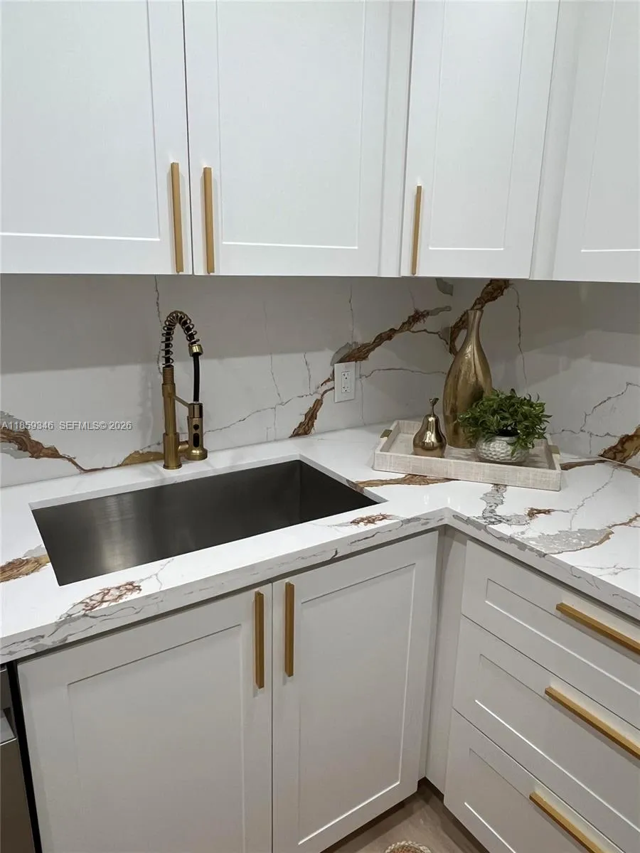 20500 W Country Club Dr 308, Aventura, Florida 331, Aventura, Florida 33180, 2 Bedrooms Bedrooms, 1 Room Rooms,2 BathroomsBathrooms,Residential,For Sale,20500 W Country Club Dr 308, Aventura, Florida 331,A11859346
