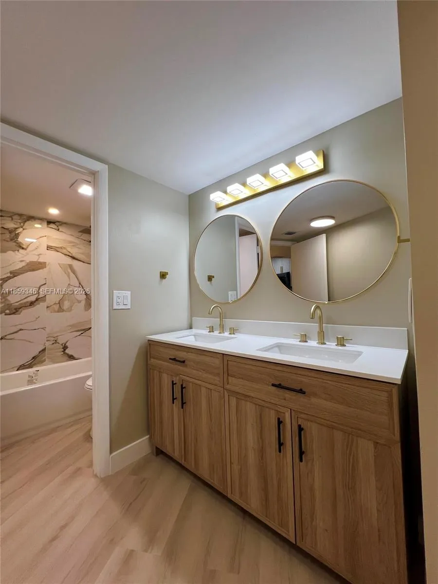 20500 W Country Club Dr 308, Aventura, Florida 331, Aventura, Florida 33180, 2 Bedrooms Bedrooms, 1 Room Rooms,2 BathroomsBathrooms,Residential,For Sale,20500 W Country Club Dr 308, Aventura, Florida 331,A11859346