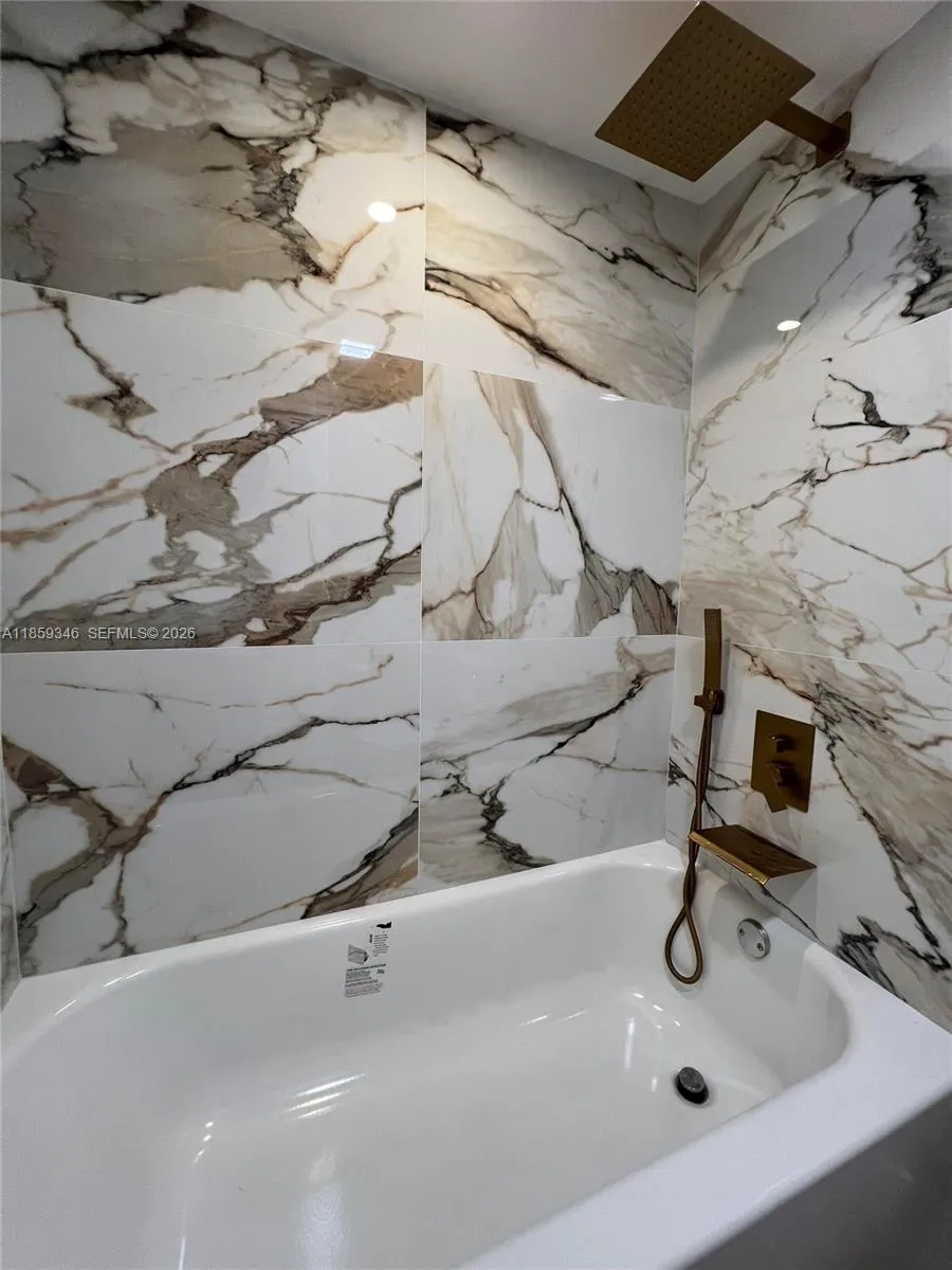 20500 W Country Club Dr 308, Aventura, Florida 331, Aventura, Florida 33180, 2 Bedrooms Bedrooms, 1 Room Rooms,2 BathroomsBathrooms,Residential,For Sale,20500 W Country Club Dr 308, Aventura, Florida 331,A11859346