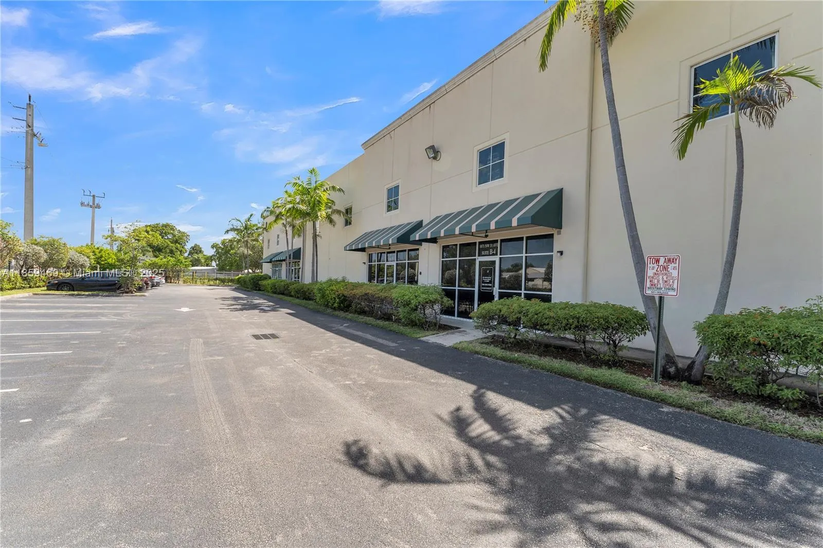 1071 Nw 31st Ave B-4, Pompano Beach, Florida 33069, Pompano Beach, Florida 33069, ,Commercial Sale,For Sale,1071 Nw 31st Ave B-4, Pompano Beach, Florida 33069,A11859469