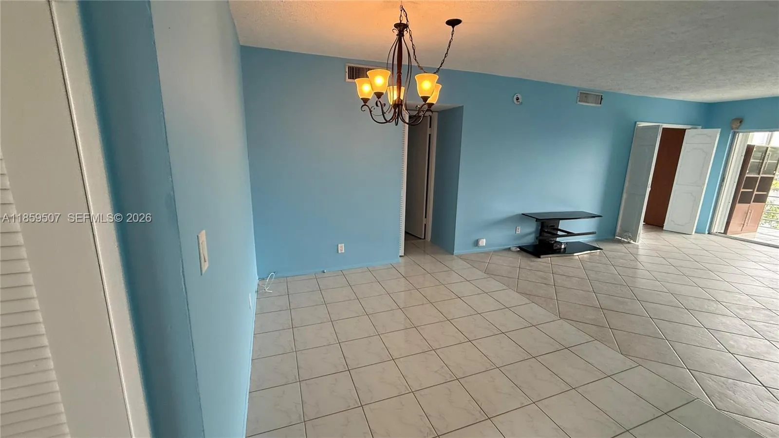 2671 S Course Dr 403, Pompano Beach, Florida 33069, Pompano Beach, Florida 33069, 2 Bedrooms Bedrooms, ,2 BathroomsBathrooms,Residential Lease,For Rent,2671 S Course Dr 403, Pompano Beach, Florida 33069,A11859507