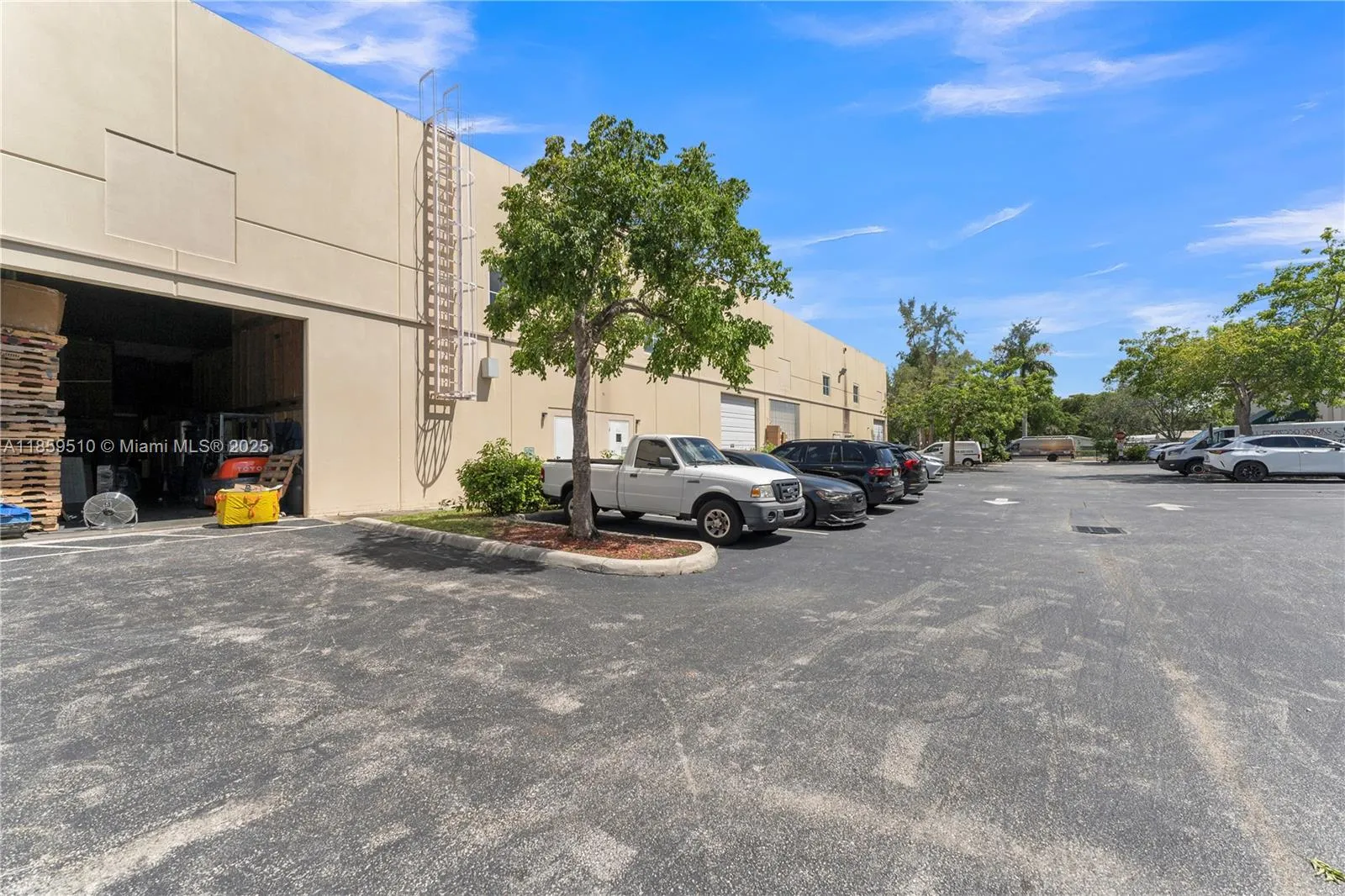 1071 Nw 31st Ave B-4, Pompano Beach, Florida 33069, Pompano Beach, Florida 33069, ,Commercial Lease,For Rent,1071 Nw 31st Ave B-4, Pompano Beach, Florida 33069,A11859510