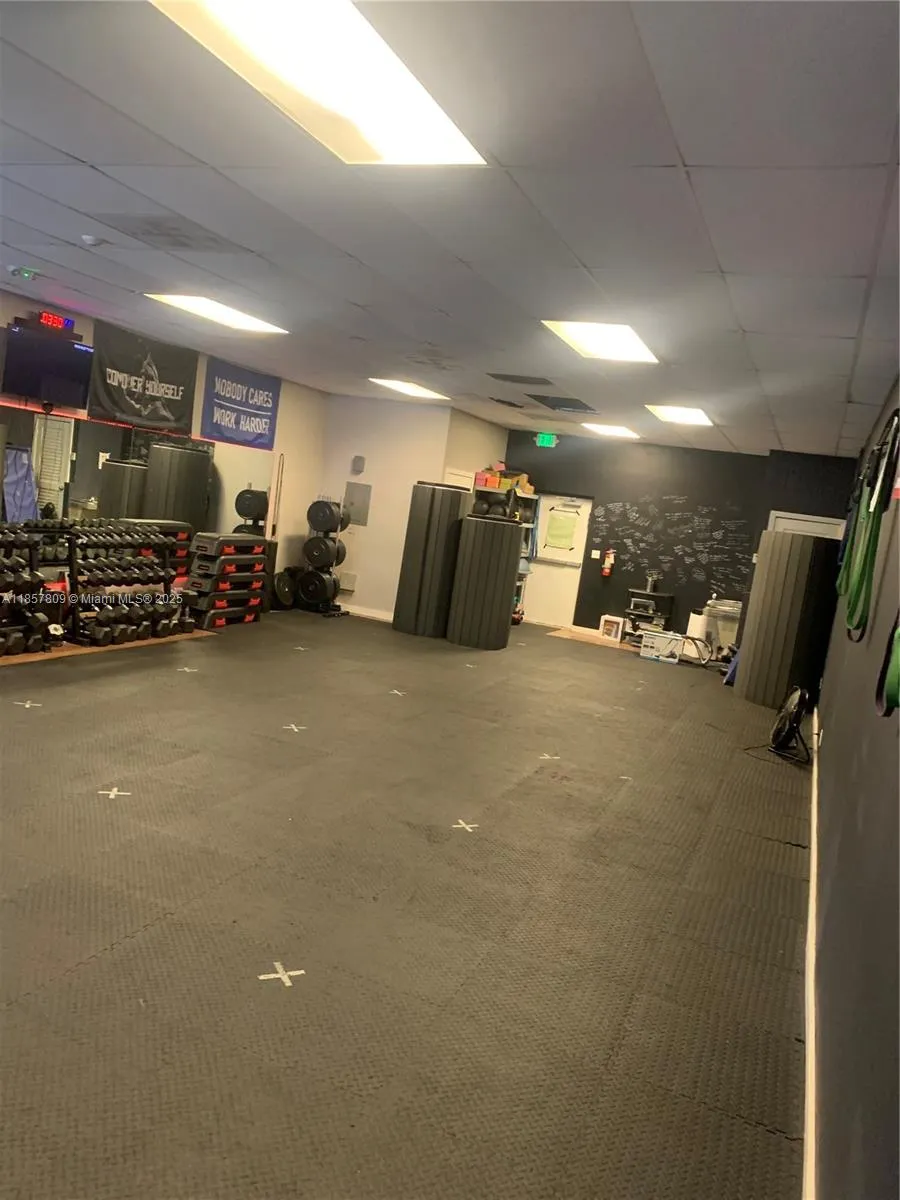 8471 W Oakland Park Blvd, Sunrise, Florida 33351, Sunrise, Florida 33351, ,Commercial Lease,For Rent,8471 W Oakland Park Blvd, Sunrise, Florida 33351,A11857809