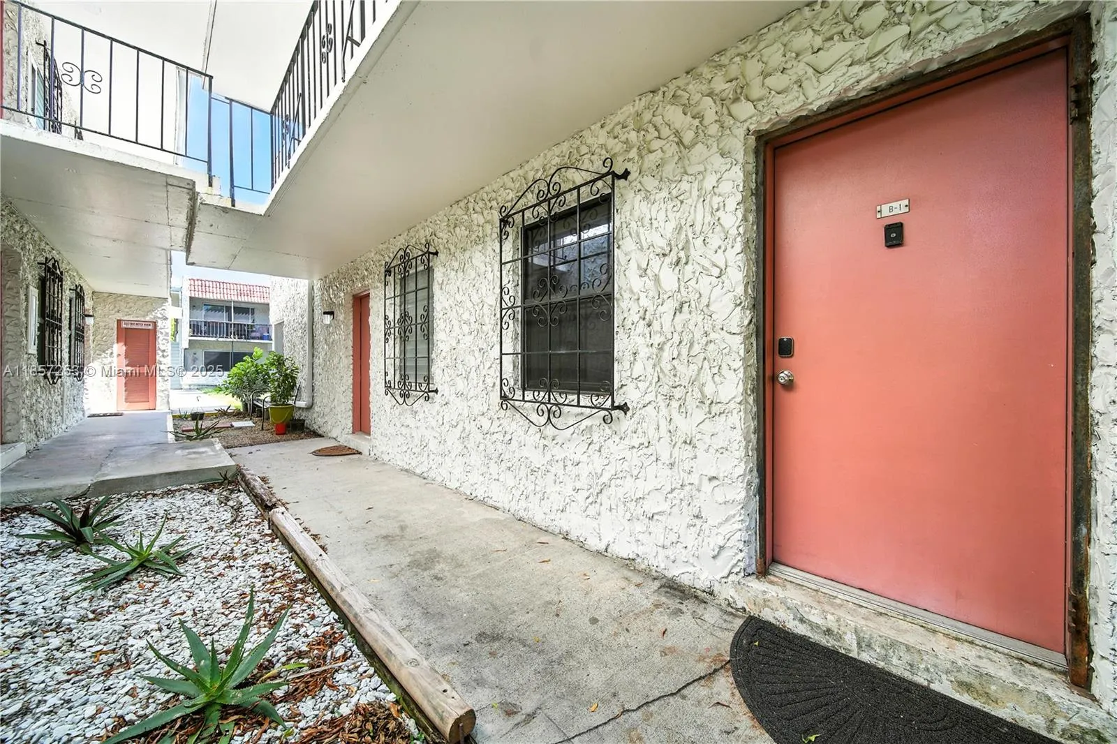 8701 Sw 141st St B1, Palmetto Bay, Florida 33176, Palmetto Bay, Florida 33176, 1 Bedroom Bedrooms, ,1 BathroomBathrooms,Residential,For Sale,8701 Sw 141st St B1, Palmetto Bay, Florida 33176,A11857253