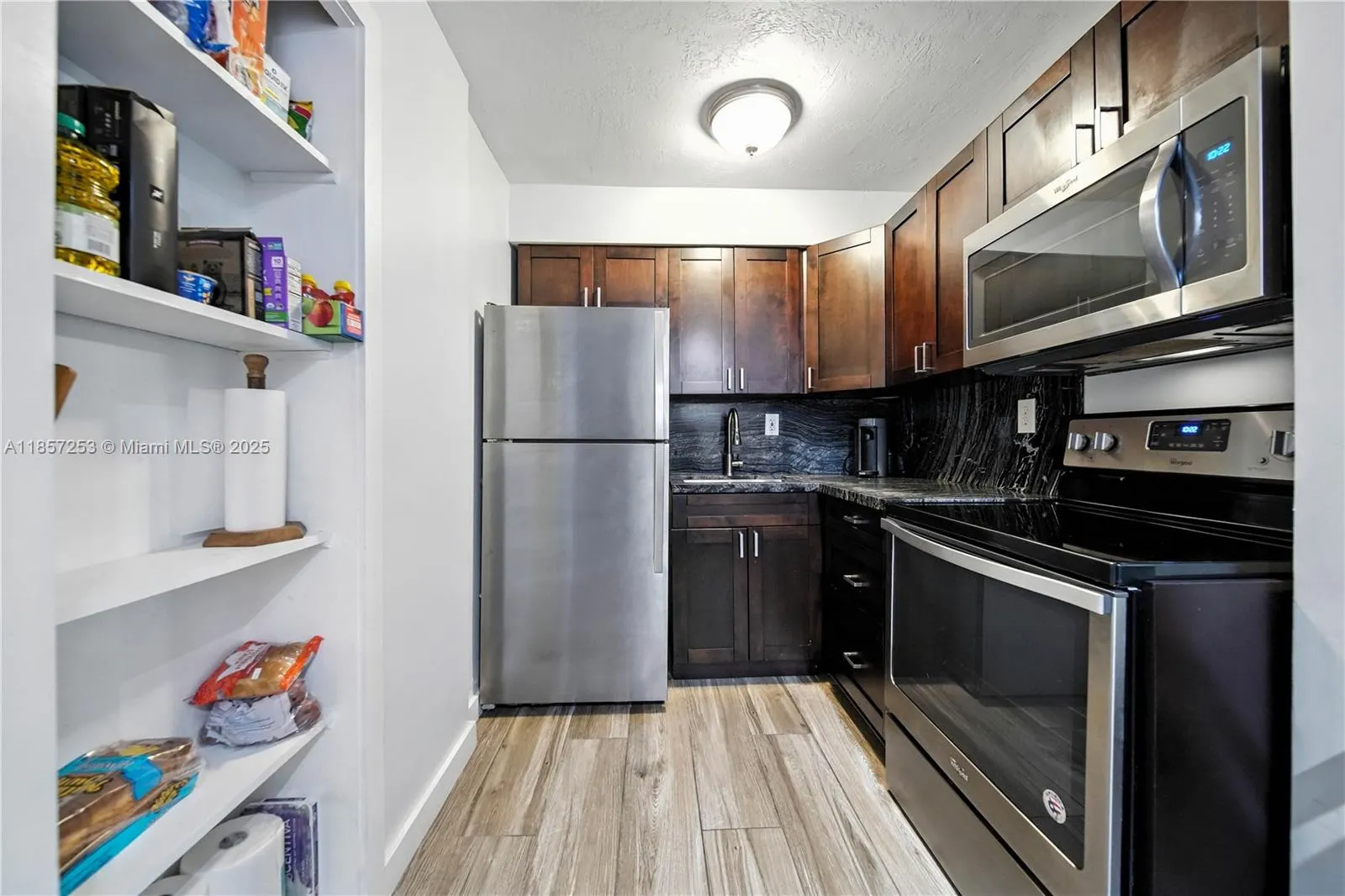 8701 Sw 141st St B1, Palmetto Bay, Florida 33176, Palmetto Bay, Florida 33176, 1 Bedroom Bedrooms, ,1 BathroomBathrooms,Residential,For Sale,8701 Sw 141st St B1, Palmetto Bay, Florida 33176,A11857253