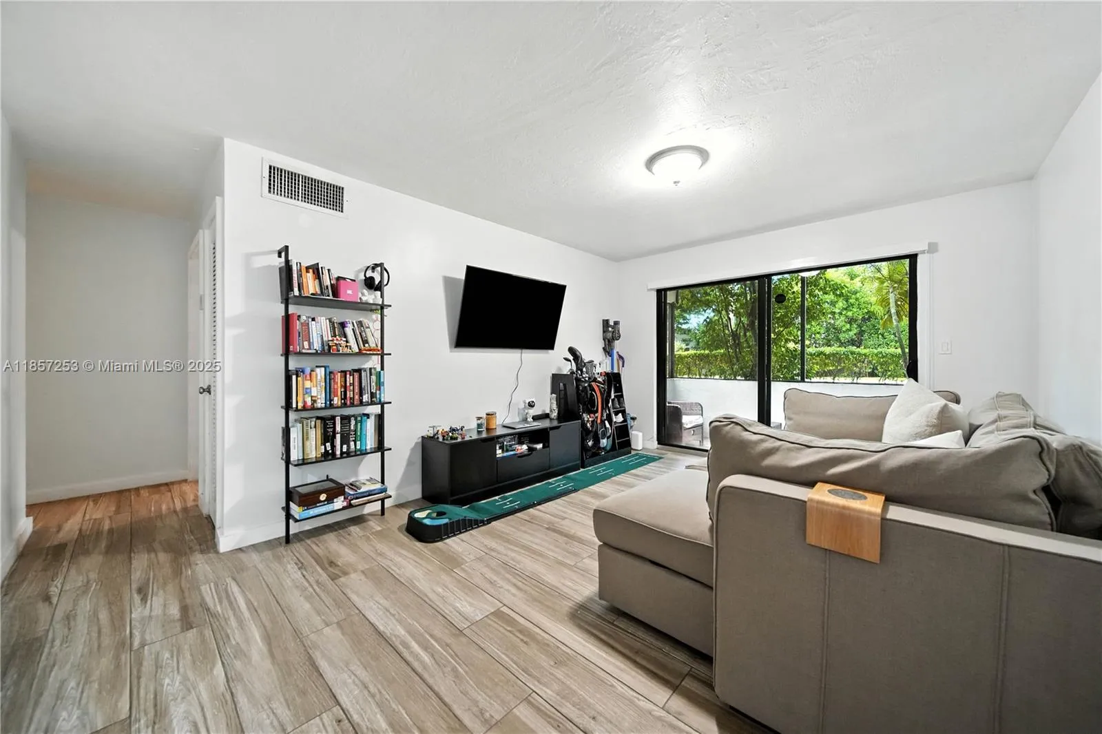 8701 Sw 141st St B1, Palmetto Bay, Florida 33176, Palmetto Bay, Florida 33176, 1 Bedroom Bedrooms, ,1 BathroomBathrooms,Residential,For Sale,8701 Sw 141st St B1, Palmetto Bay, Florida 33176,A11857253 8701 Sw 141st St B1, Palmetto Bay, Florida 33176, Palmetto Bay, Florida 33176, 1 Bedroom Bedrooms, ,1 BathroomBathrooms,Residential,For Sale,8701 Sw 141st St B1, Palmetto Bay, Florida 33176,A11857253