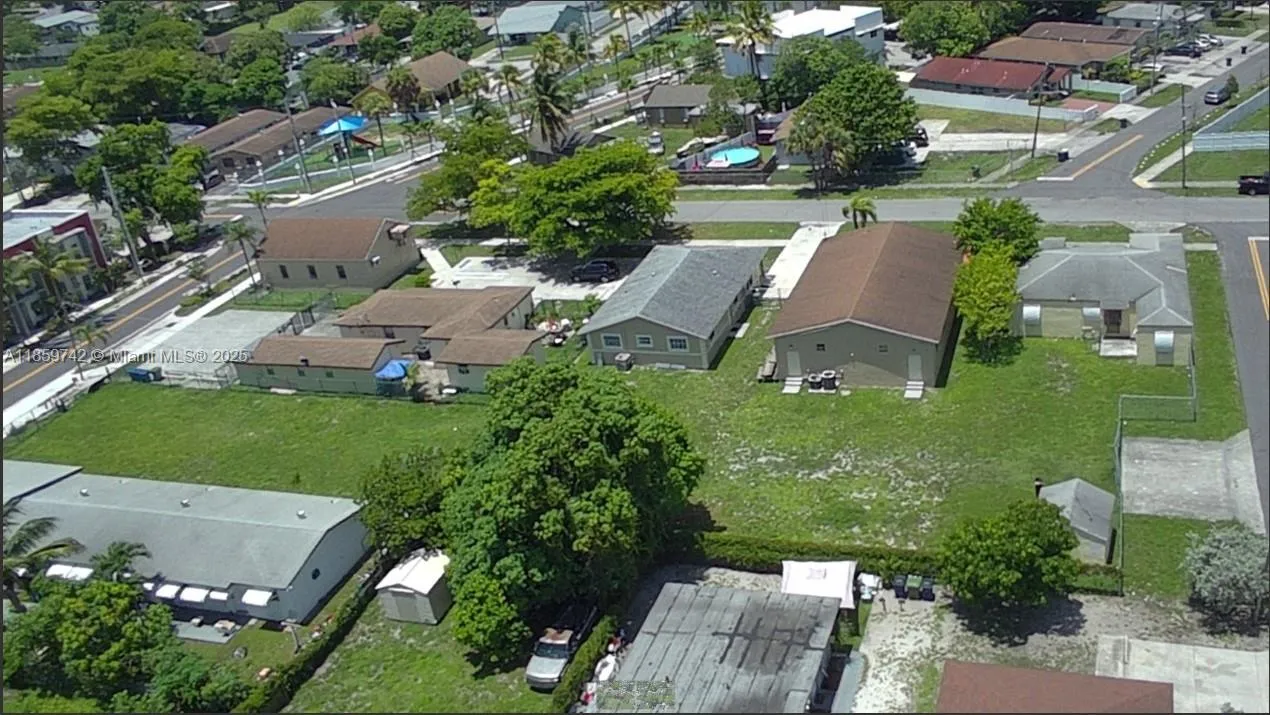 516 Nw 4th Ave, Hallandale Beach, Florida 33009, Hallandale Beach, Florida 33009, ,Commercial Sale,For Sale,516 Nw 4th Ave, Hallandale Beach, Florida 33009,A11859742