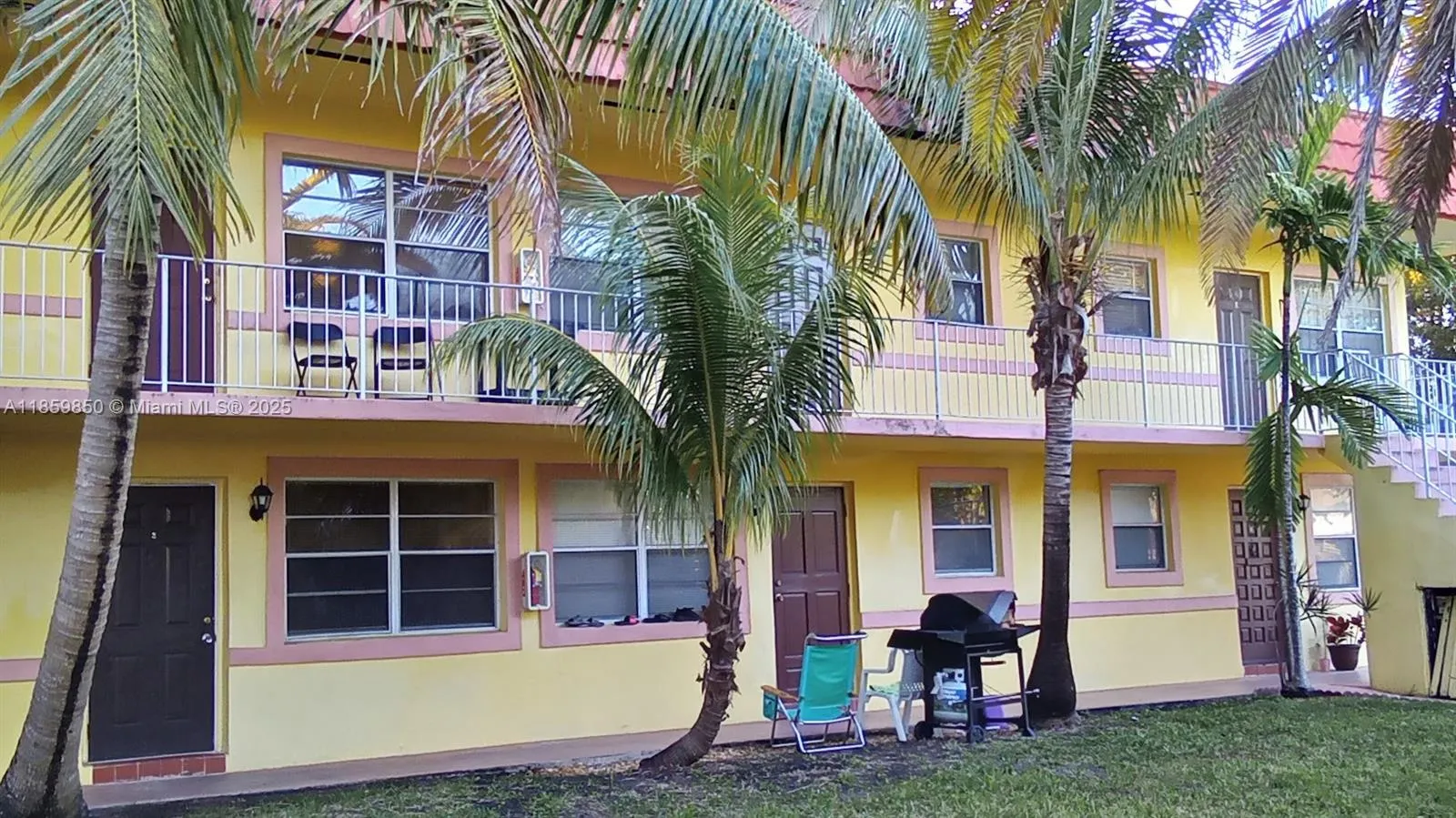 1826 Cleveland St 8, Hollywood, Florida 33020, Hollywood, Florida 33020, 1 Bedroom Bedrooms, ,1 BathroomBathrooms,Residential Lease,For Rent,1826 Cleveland St 8, Hollywood, Florida 33020,A11859850