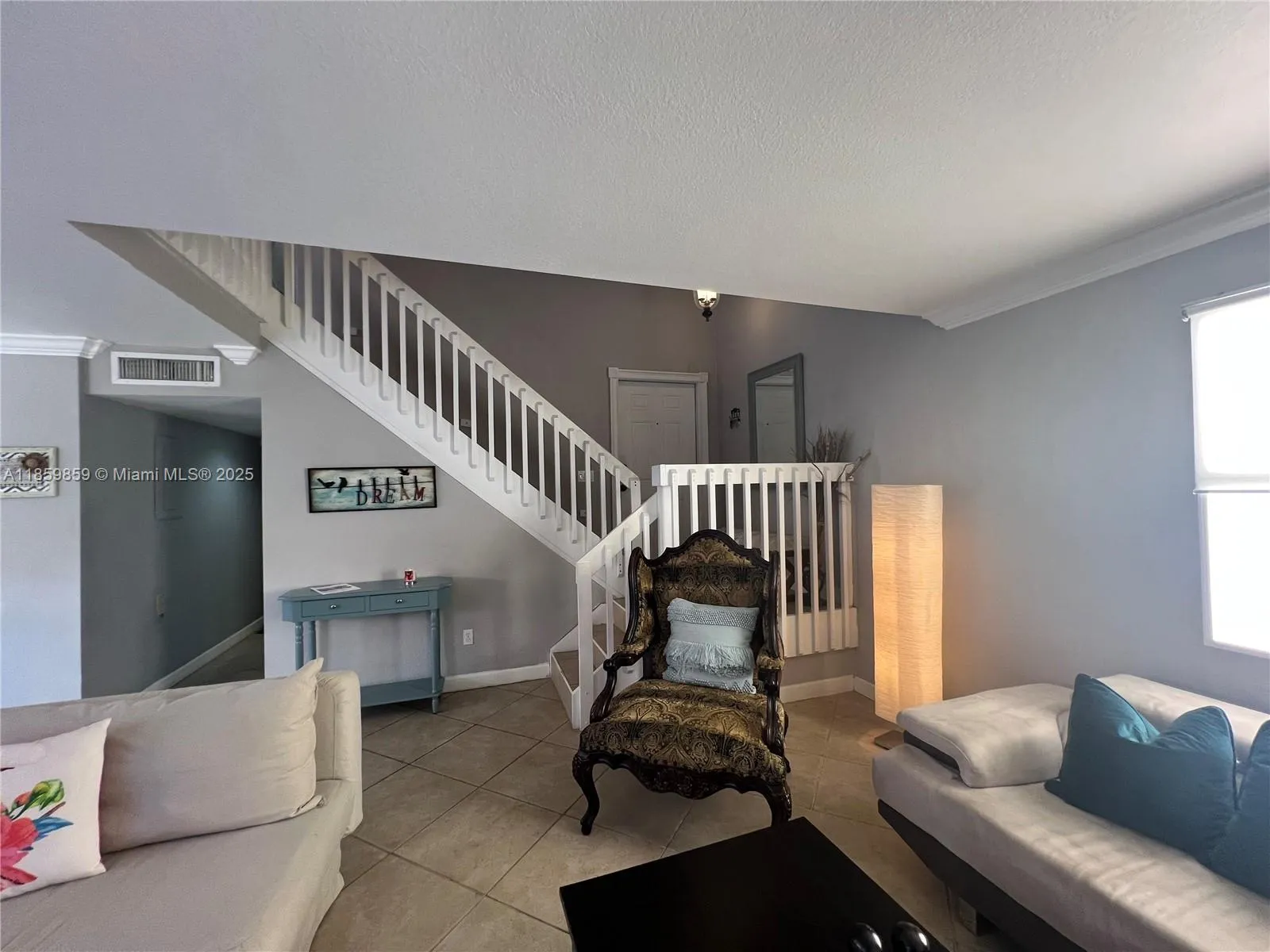 Miami, Florida 33185, 2 Bedrooms Bedrooms, ,3 BathroomsBathrooms,Residential,For Sale,A11859859