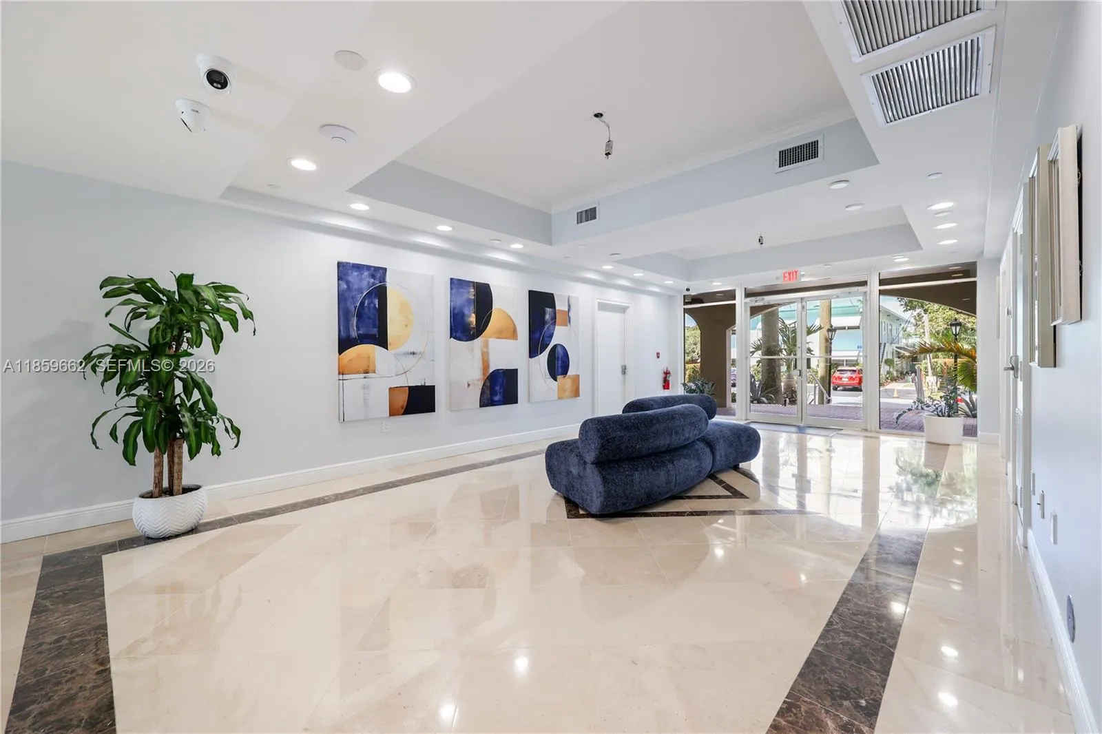 110 Hendricks Isle 13, Fort Lauderdale, Florida 33, Fort Lauderdale, Florida 33301, 3 Bedrooms Bedrooms, ,3 BathroomsBathrooms,Residential,For Sale,110 Hendricks Isle 13, Fort Lauderdale, Florida 33,A11859662