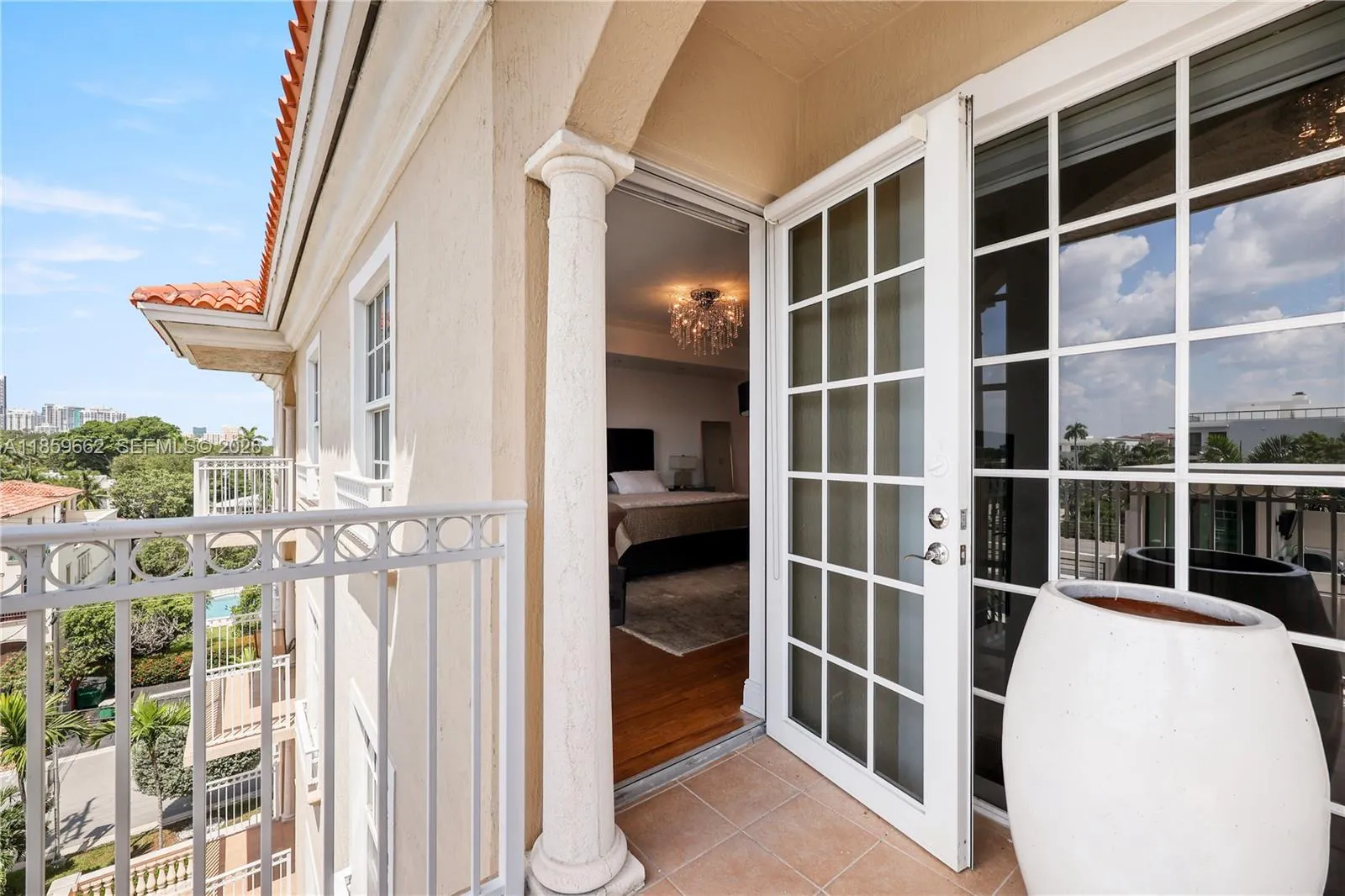 110 Hendricks Isle 13, Fort Lauderdale, Florida 33, Fort Lauderdale, Florida 33301, 3 Bedrooms Bedrooms, ,3 BathroomsBathrooms,Residential,For Sale,110 Hendricks Isle 13, Fort Lauderdale, Florida 33,A11859662