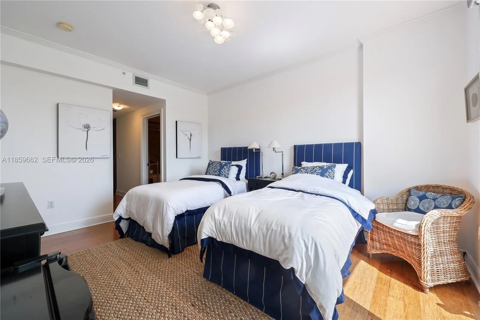 110 Hendricks Isle 13, Fort Lauderdale, Florida 33, Fort Lauderdale, Florida 33301, 3 Bedrooms Bedrooms, ,3 BathroomsBathrooms,Residential,For Sale,110 Hendricks Isle 13, Fort Lauderdale, Florida 33,A11859662