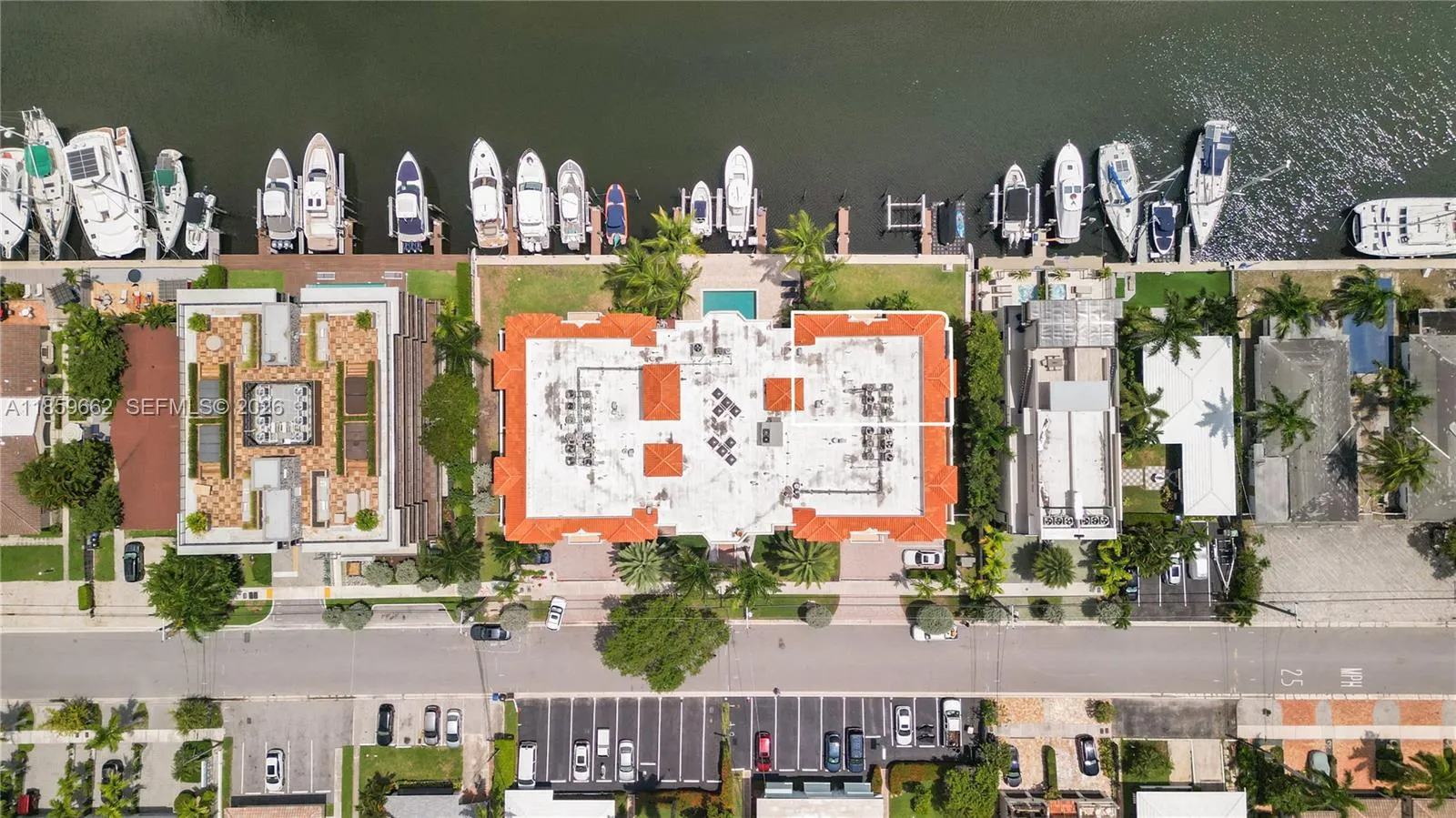 110 Hendricks Isle 13, Fort Lauderdale, Florida 33, Fort Lauderdale, Florida 33301, 3 Bedrooms Bedrooms, ,3 BathroomsBathrooms,Residential,For Sale,110 Hendricks Isle 13, Fort Lauderdale, Florida 33,A11859662