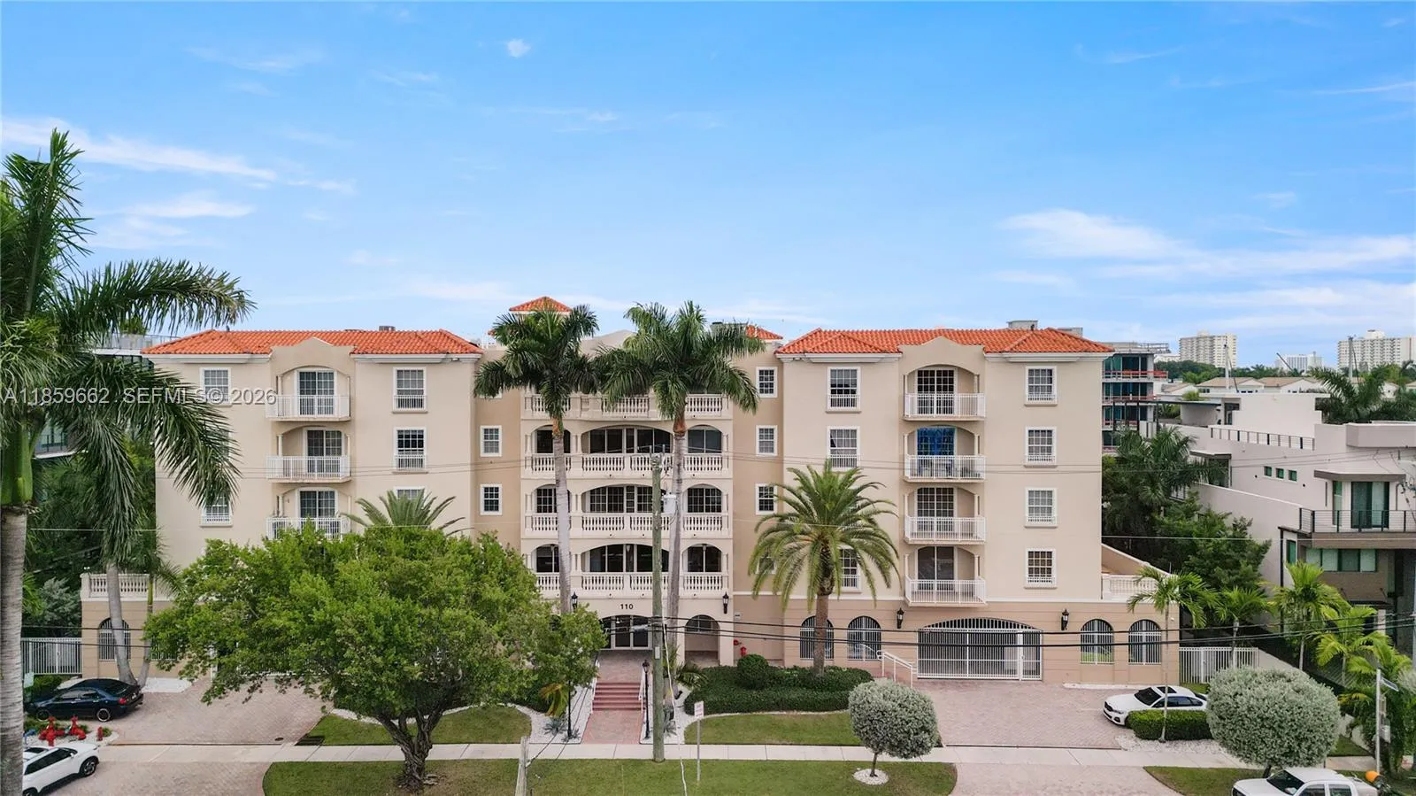 110 Hendricks Isle 13, Fort Lauderdale, Florida 33, Fort Lauderdale, Florida 33301, 3 Bedrooms Bedrooms, ,3 BathroomsBathrooms,Residential,For Sale,110 Hendricks Isle 13, Fort Lauderdale, Florida 33,A11859662