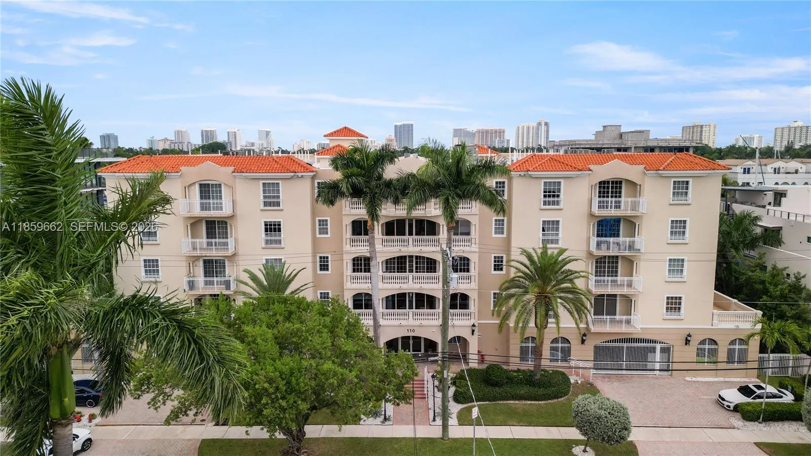 110 Hendricks Isle 13, Fort Lauderdale, Florida 33, Fort Lauderdale, Florida 33301, 3 Bedrooms Bedrooms, ,3 BathroomsBathrooms,Residential,For Sale,110 Hendricks Isle 13, Fort Lauderdale, Florida 33,A11859662