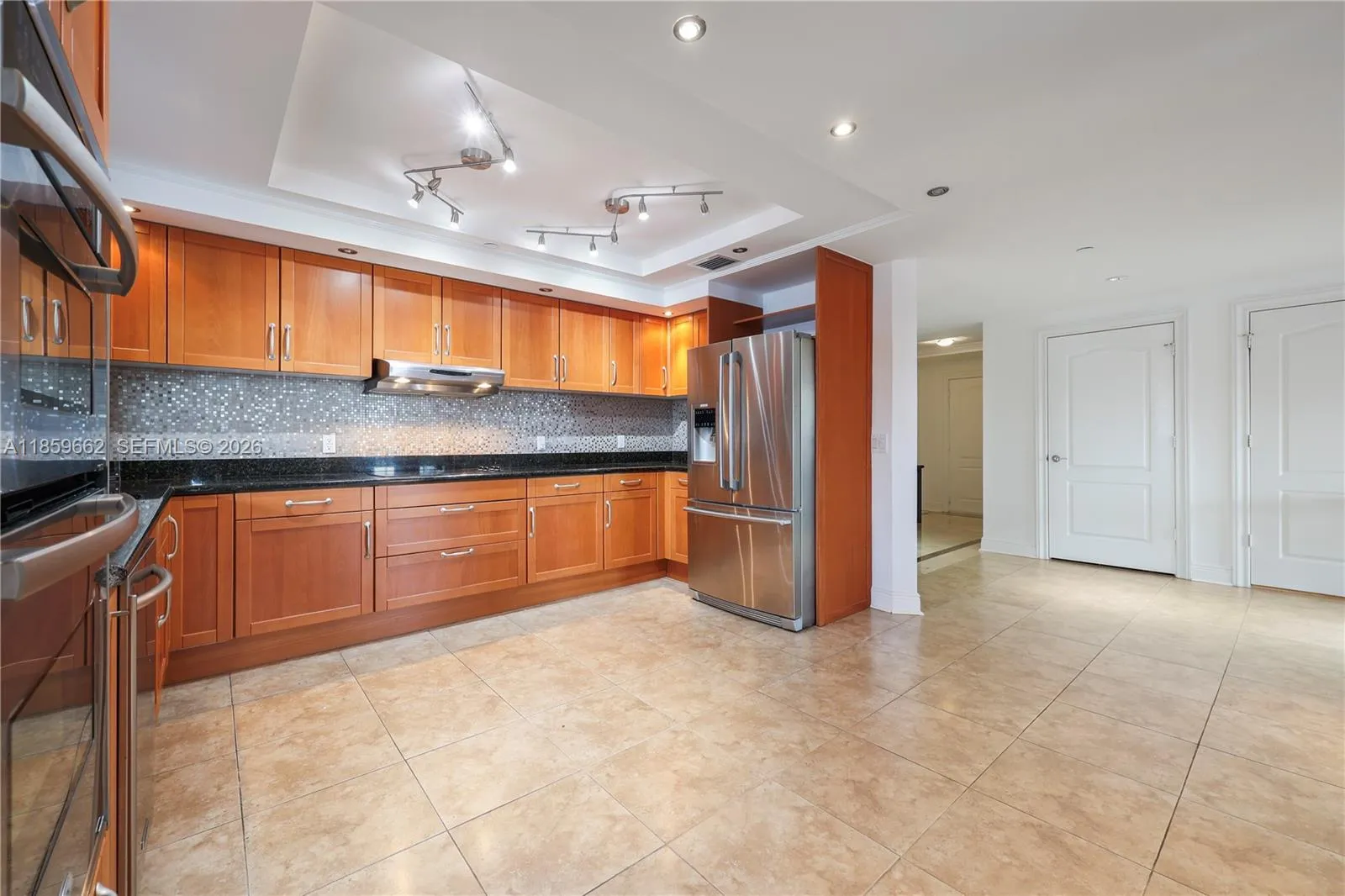 110 Hendricks Isle 13, Fort Lauderdale, Florida 33, Fort Lauderdale, Florida 33301, 3 Bedrooms Bedrooms, ,3 BathroomsBathrooms,Residential,For Sale,110 Hendricks Isle 13, Fort Lauderdale, Florida 33,A11859662
