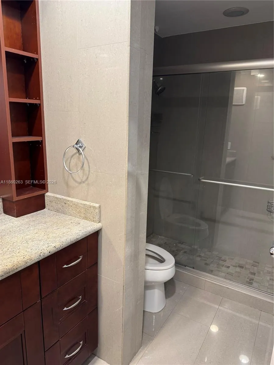 215 Se 3rd Ave 305a, Hallandale Beach, Florida 330, Hallandale Beach, Florida 33009, 2 Bedrooms Bedrooms, ,1 BathroomBathrooms,Residential Lease,For Rent,215 Se 3rd Ave 305a, Hallandale Beach, Florida 330,A11860263
