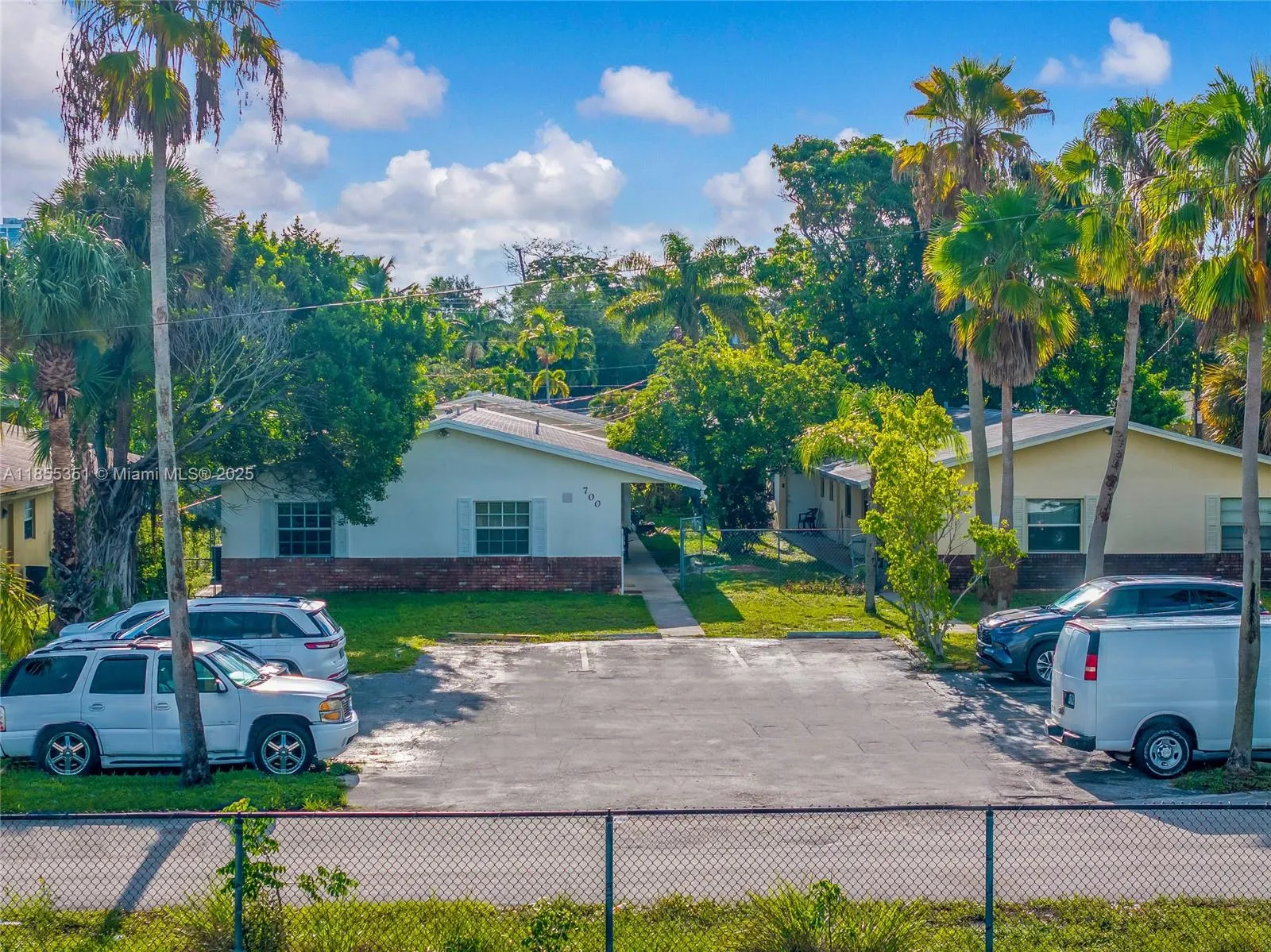 700 Sw 16th Ave, Fort Lauderdale, Florida 33312, Fort Lauderdale, Florida 33312, ,Residential Income,For Sale,700 Sw 16th Ave, Fort Lauderdale, Florida 33312,A11855351